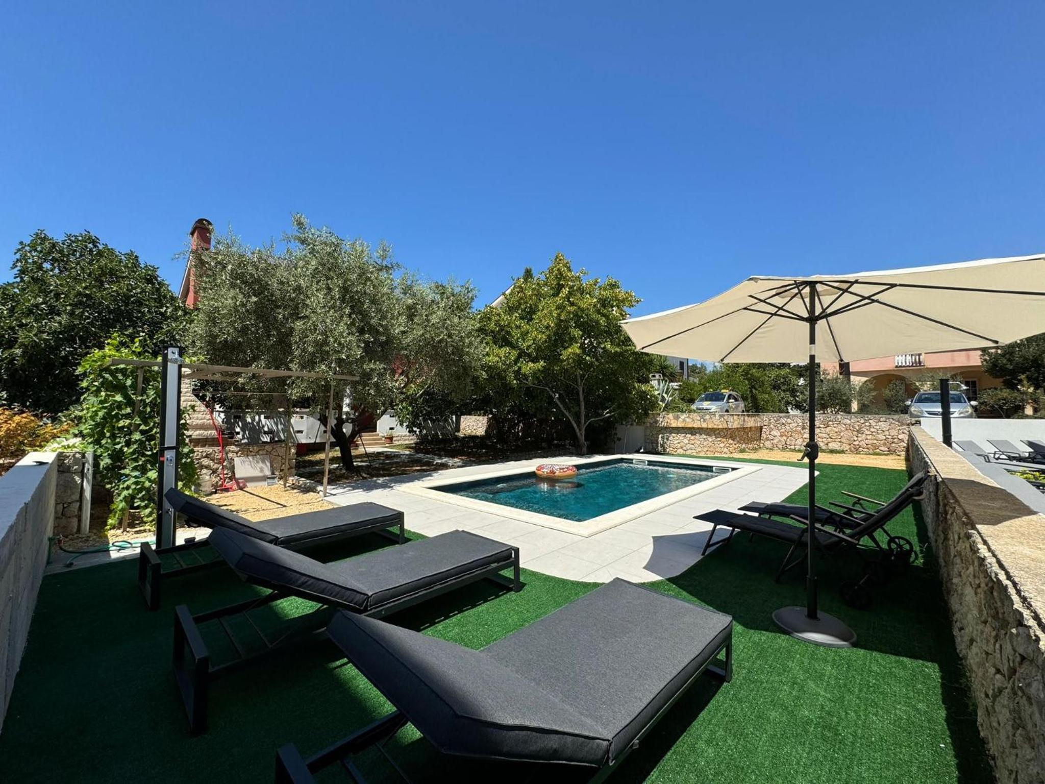 Villa Pagus with pool and private parking photo 4