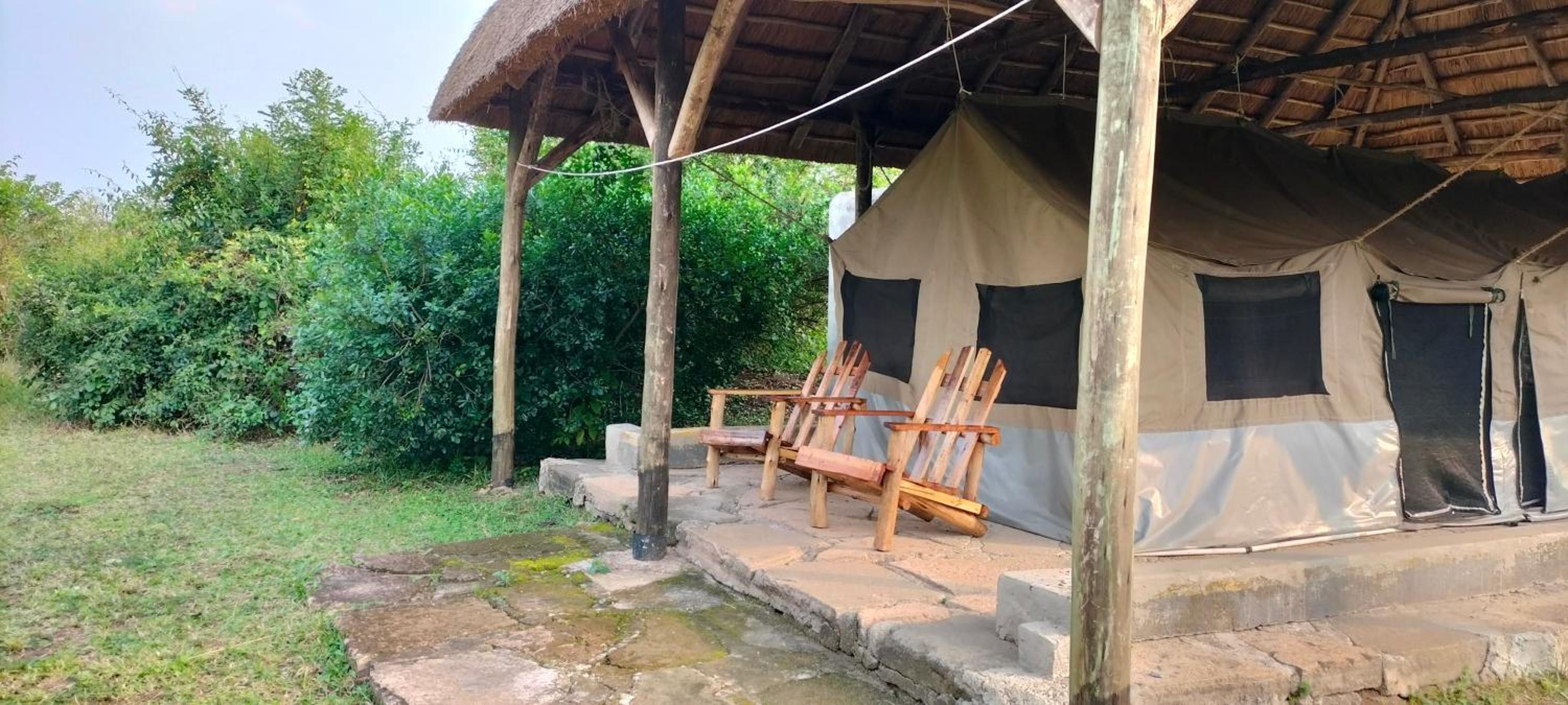 Engiri Game Lodge and Campsite
