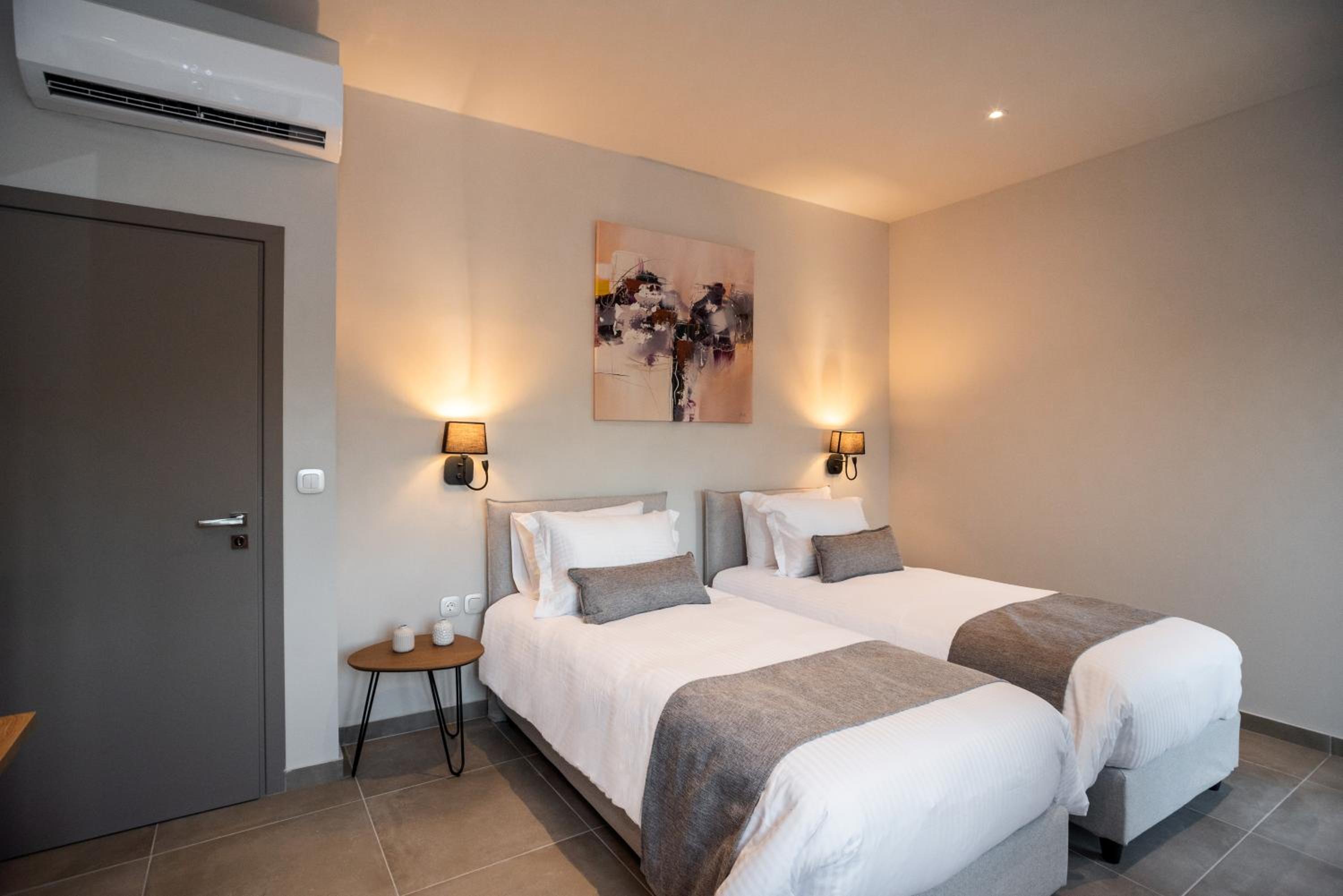 Photo 60