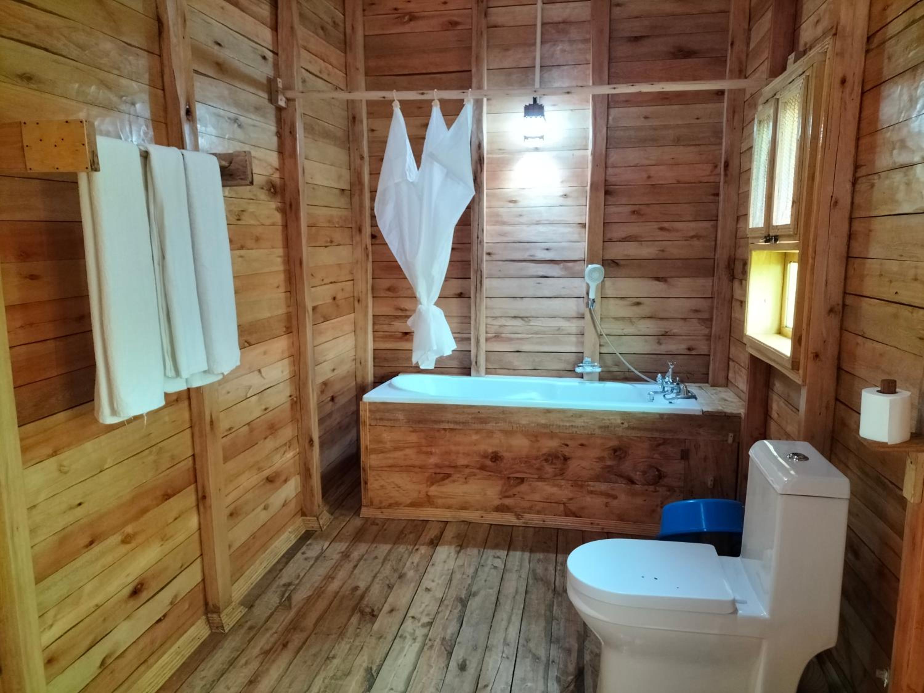 Engiri Game Lodge and Campsite