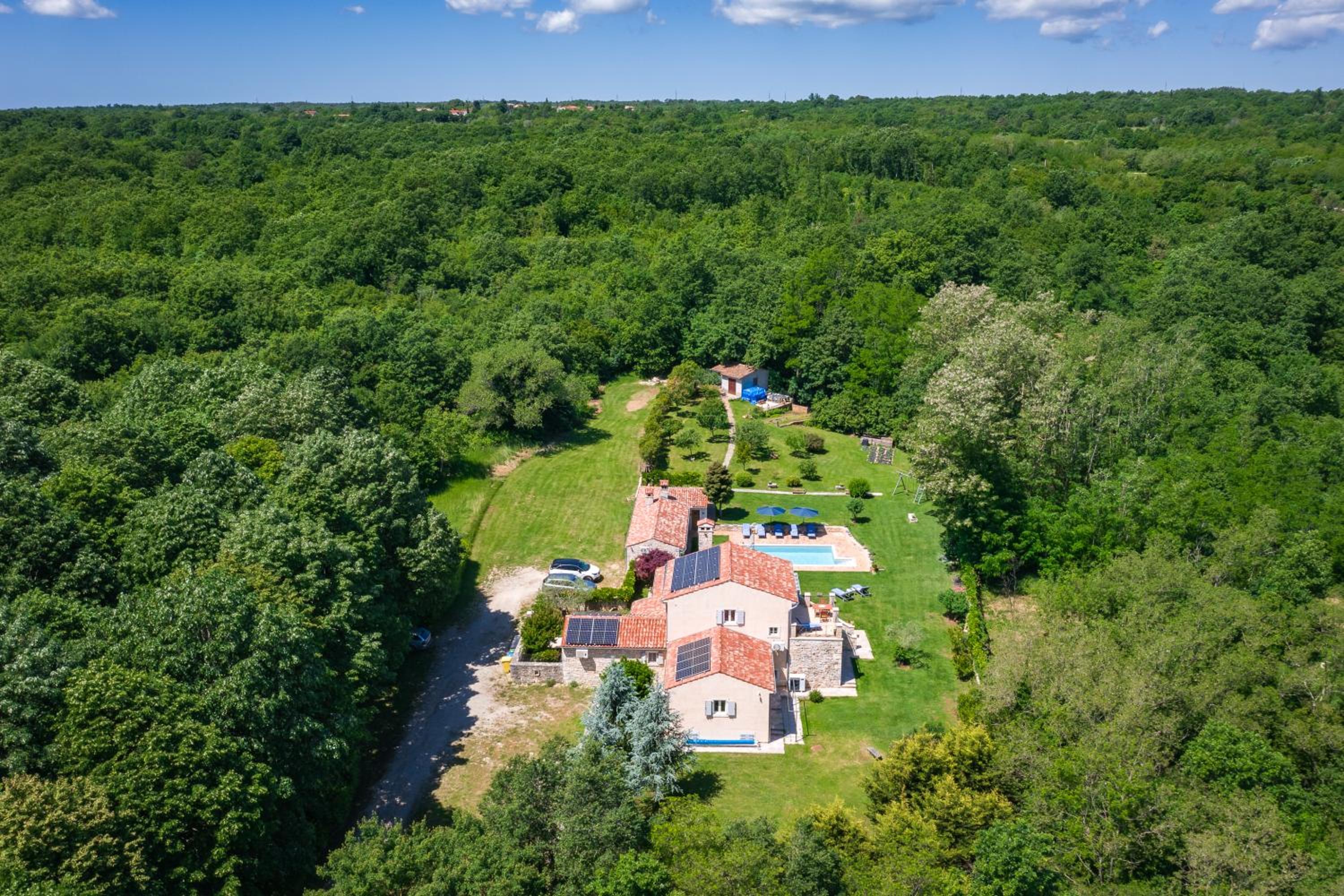 Hotel Villa Lipa - Image 1