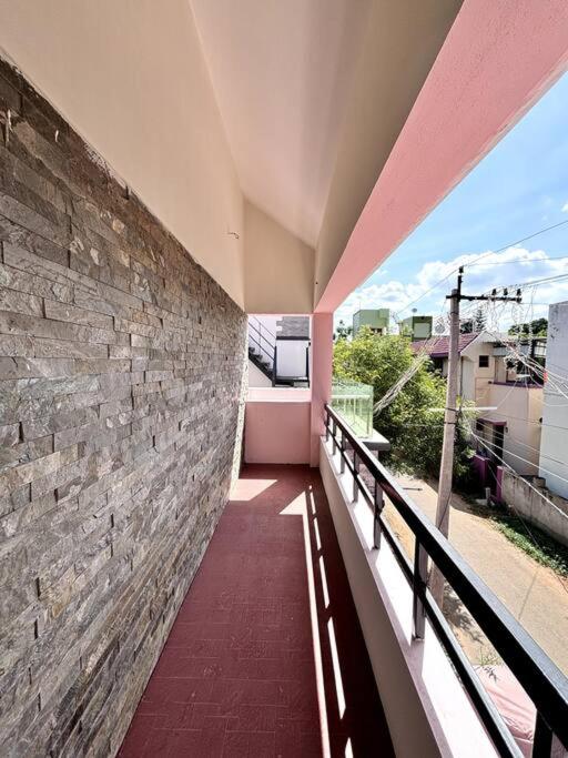 PlushStays Service Apartment