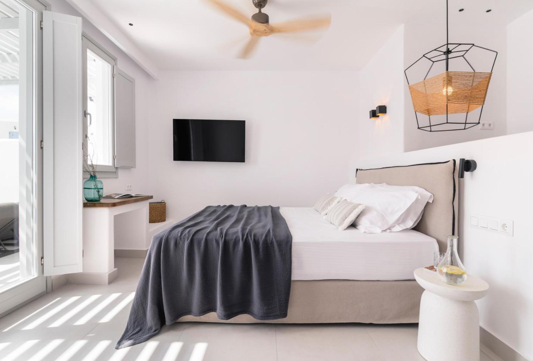 Quartano Suites by Heliessa, Adults Only