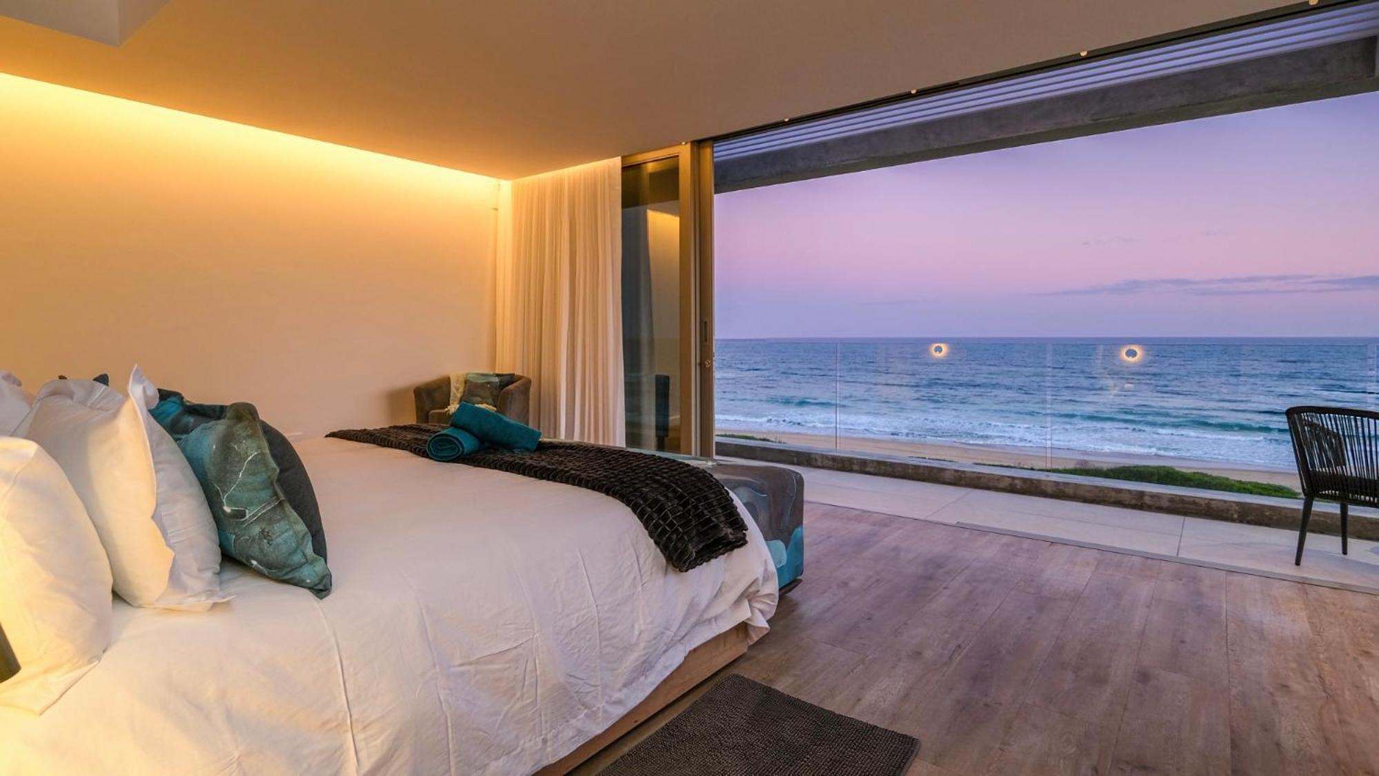Glentana Beach Villa