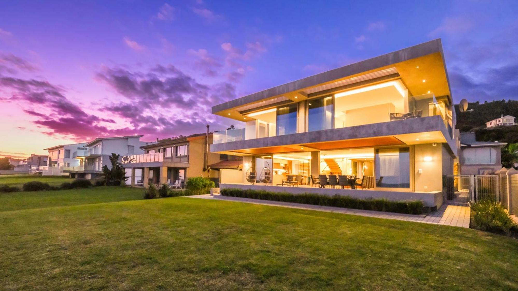 Glentana Beach Villa