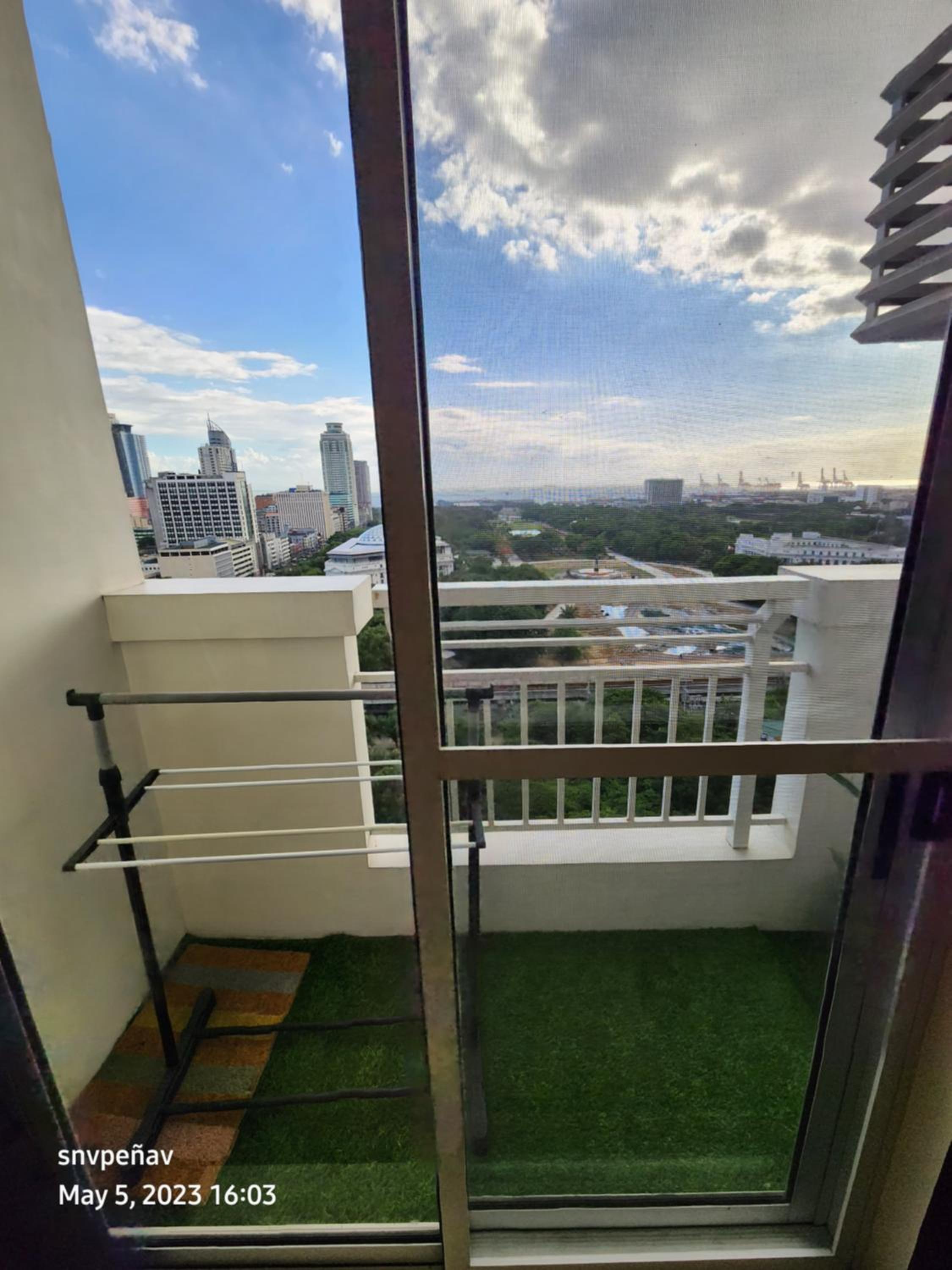 Torre de Manila Unit 1720 Taft Avenue Manila Unit 1720 view 2