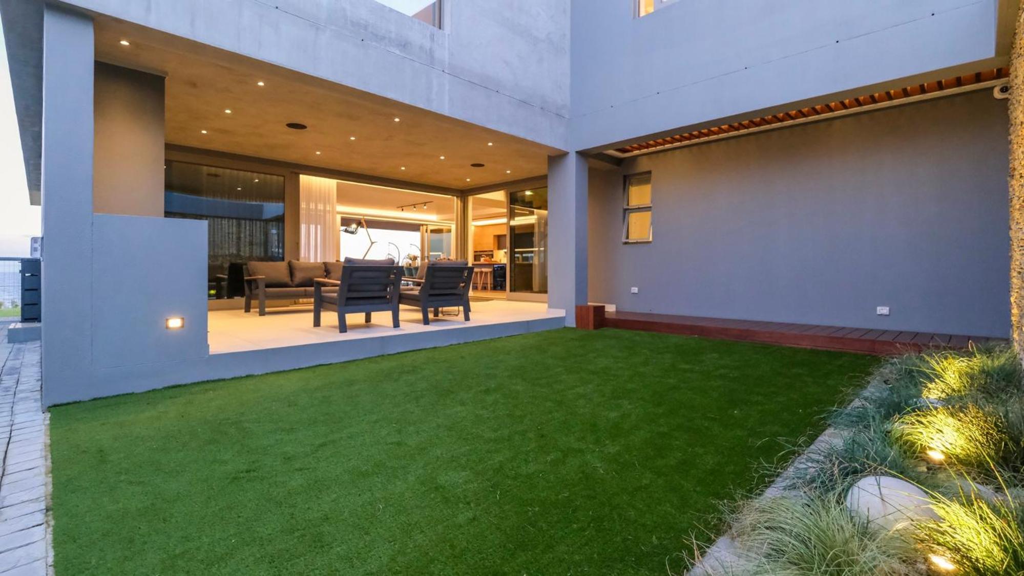 Glentana Beach Villa