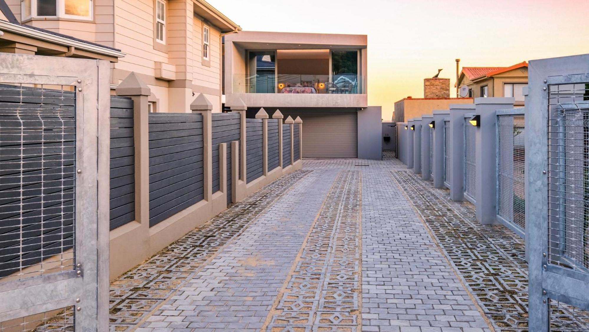 Glentana Beach Villa