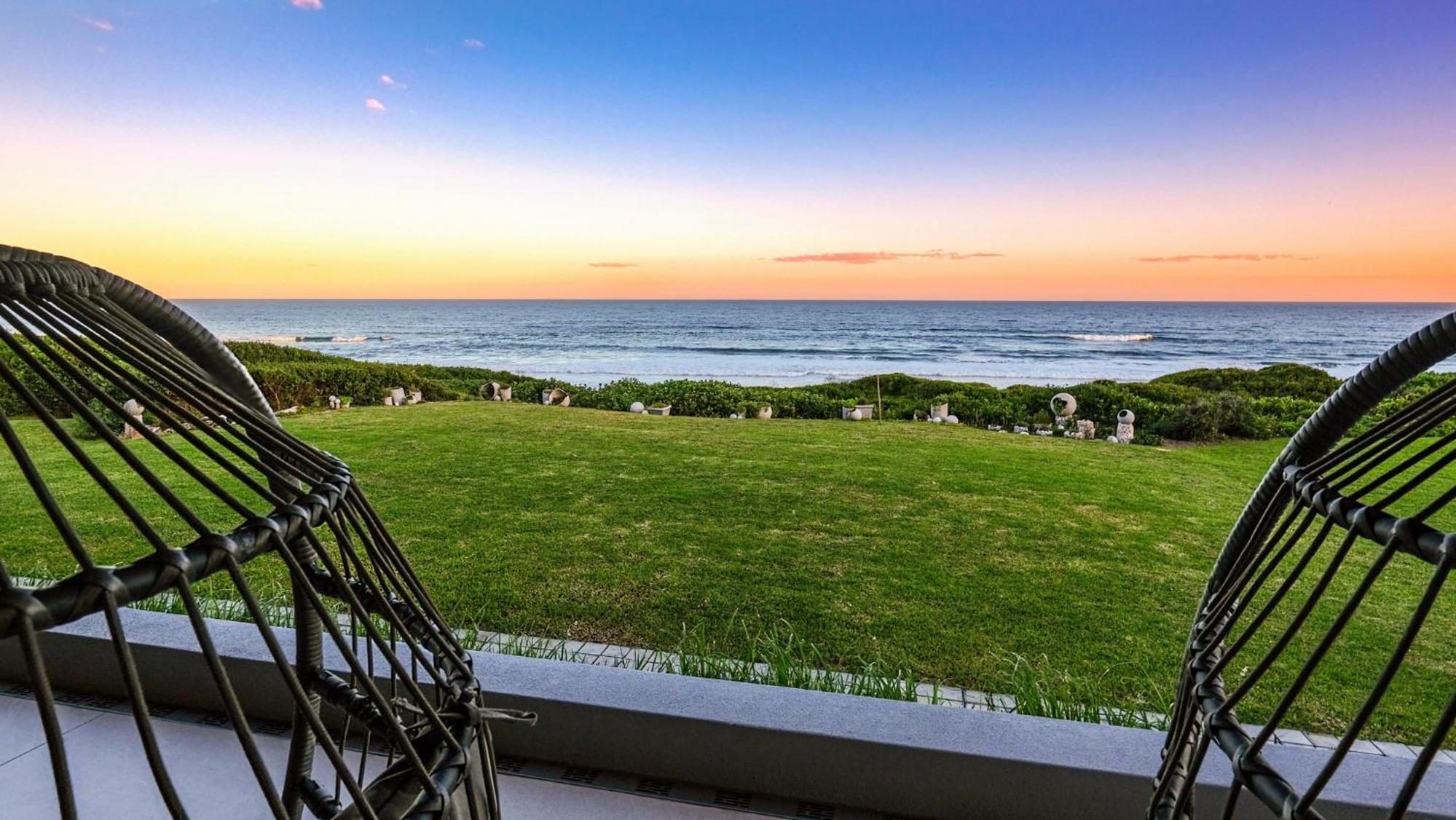Glentana Beach Villa