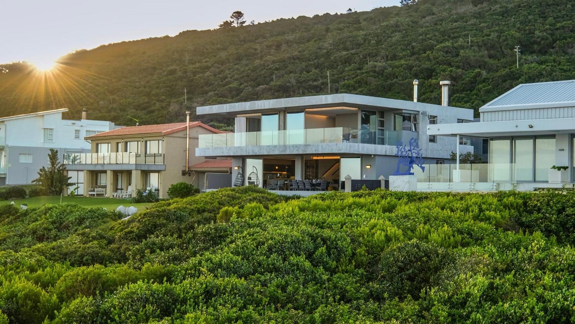 Glentana Beach Villa
