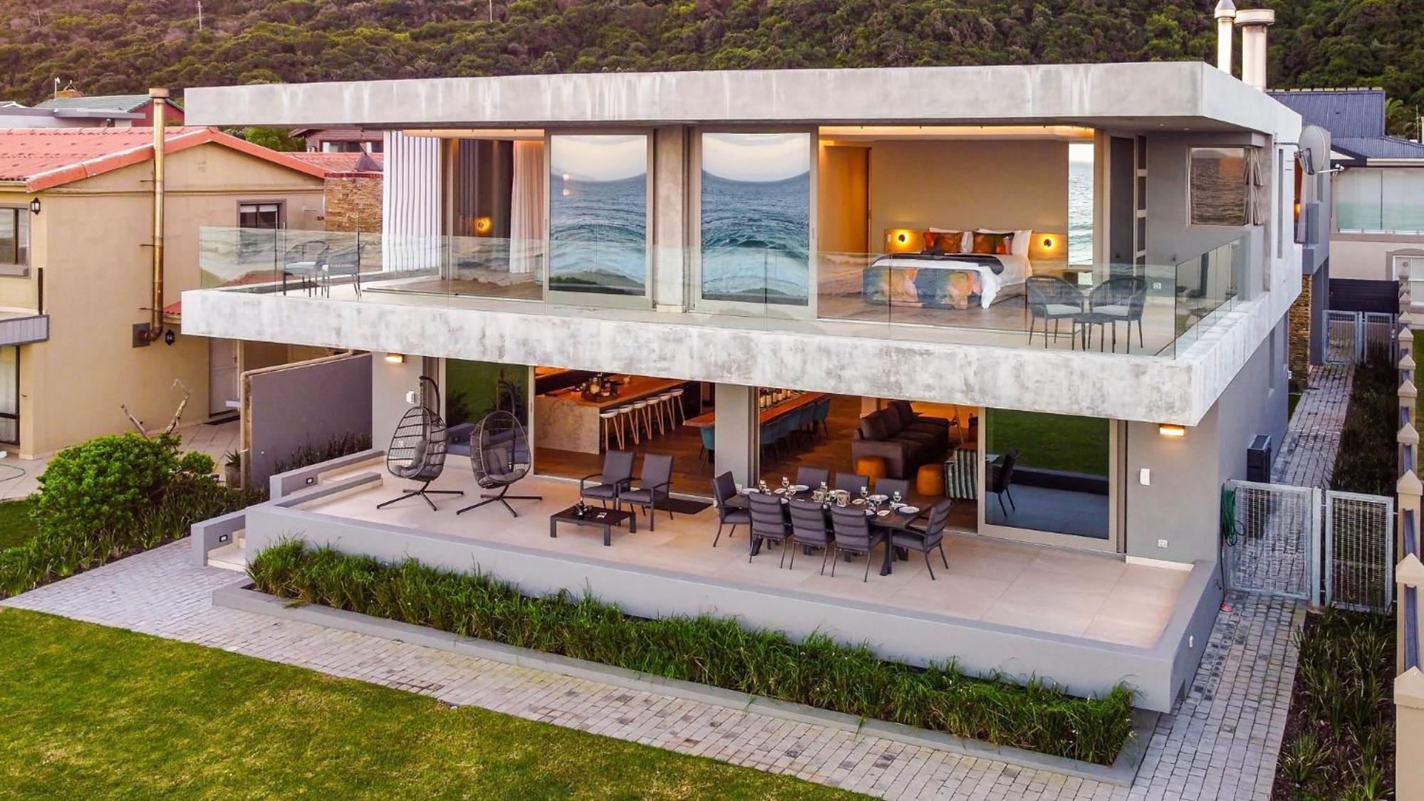 Glentana Beach Villa