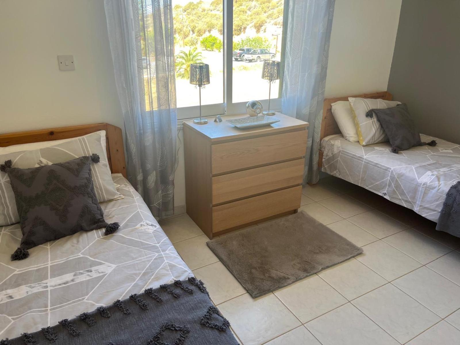 Tranquil Polis Retreat - Cozy 2BR House