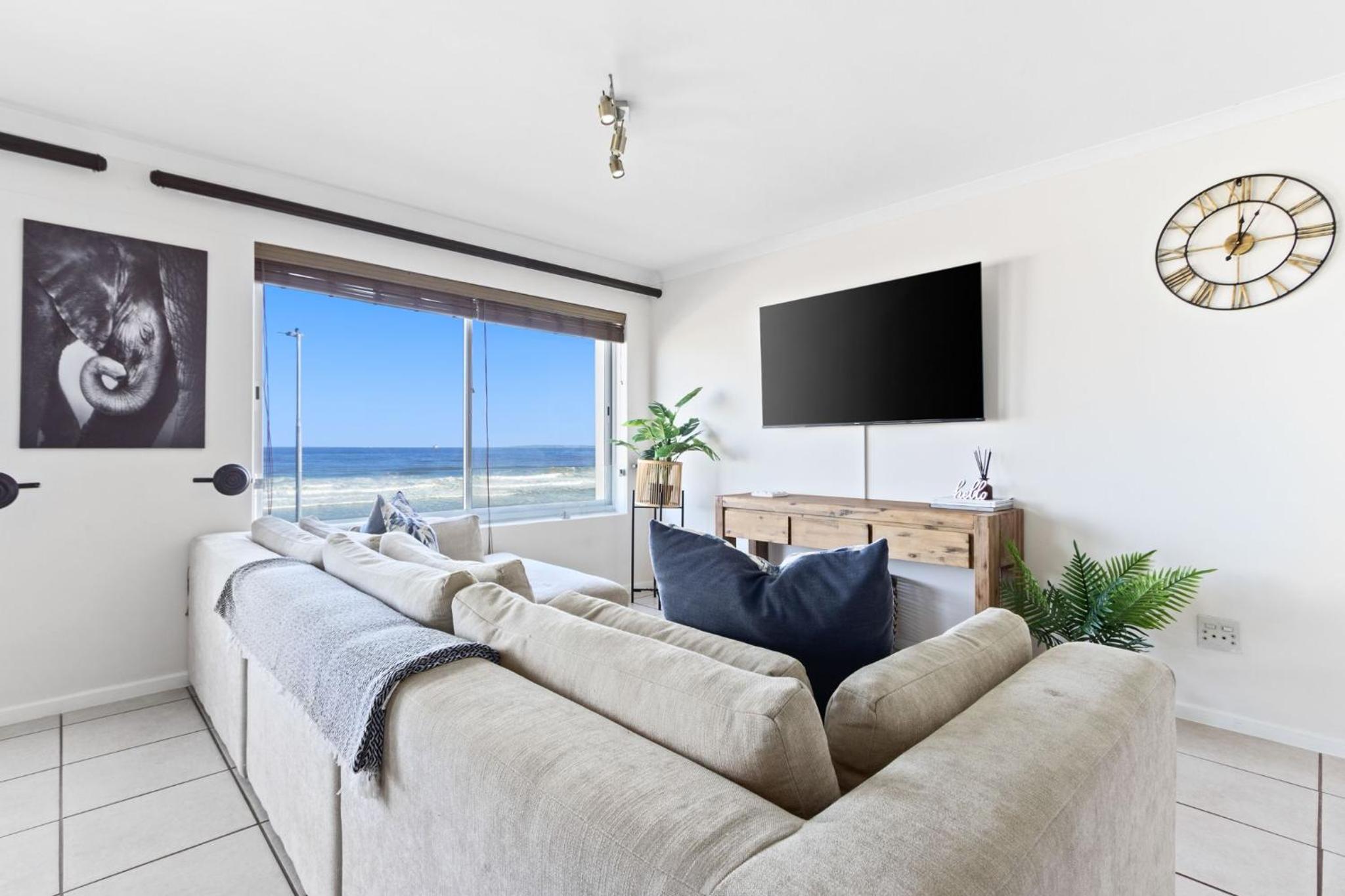 Sea Spray B309 by Host Agents view 2
