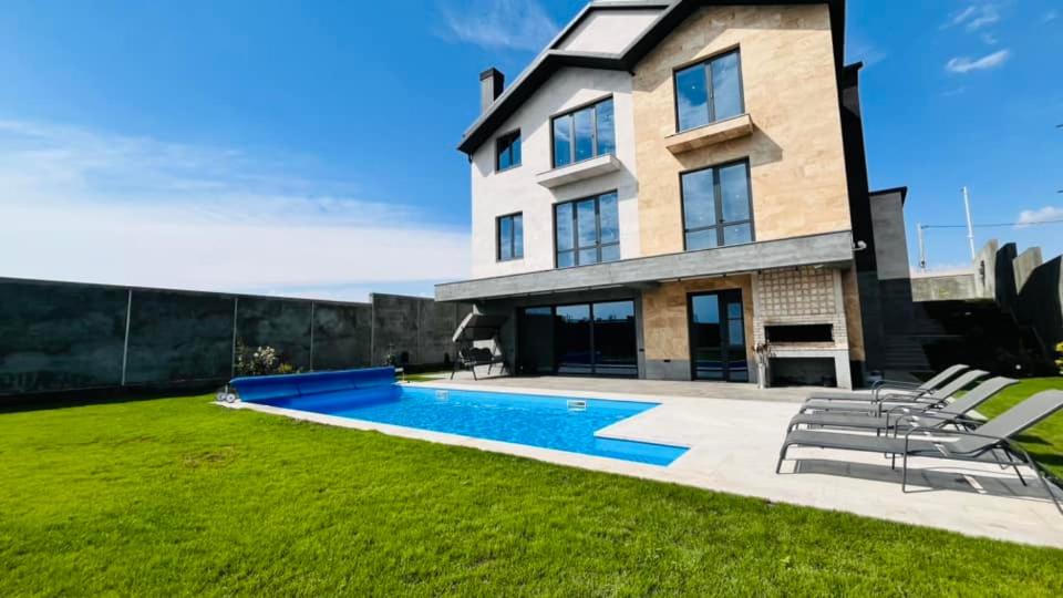 Pool House