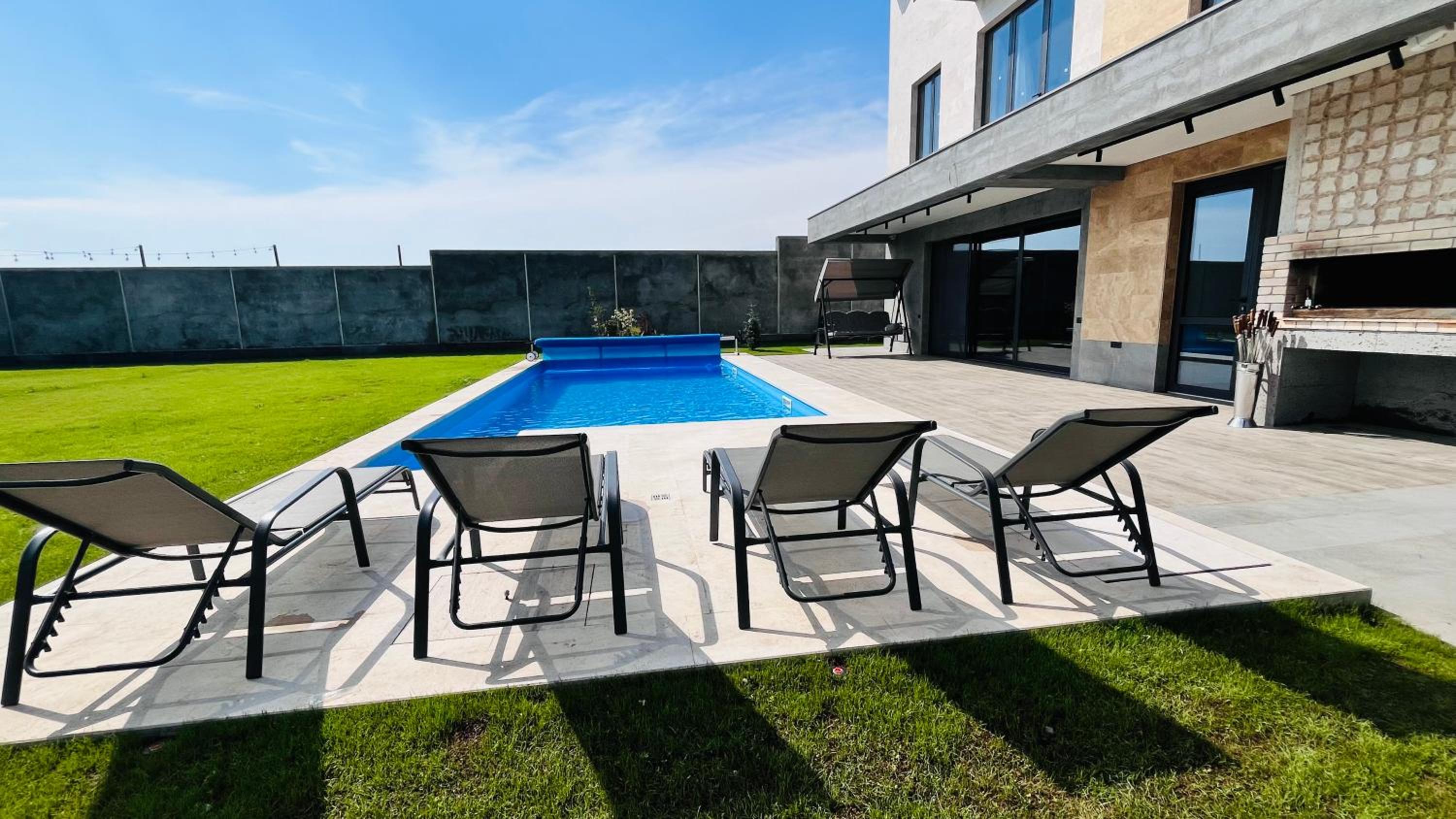 Pool House