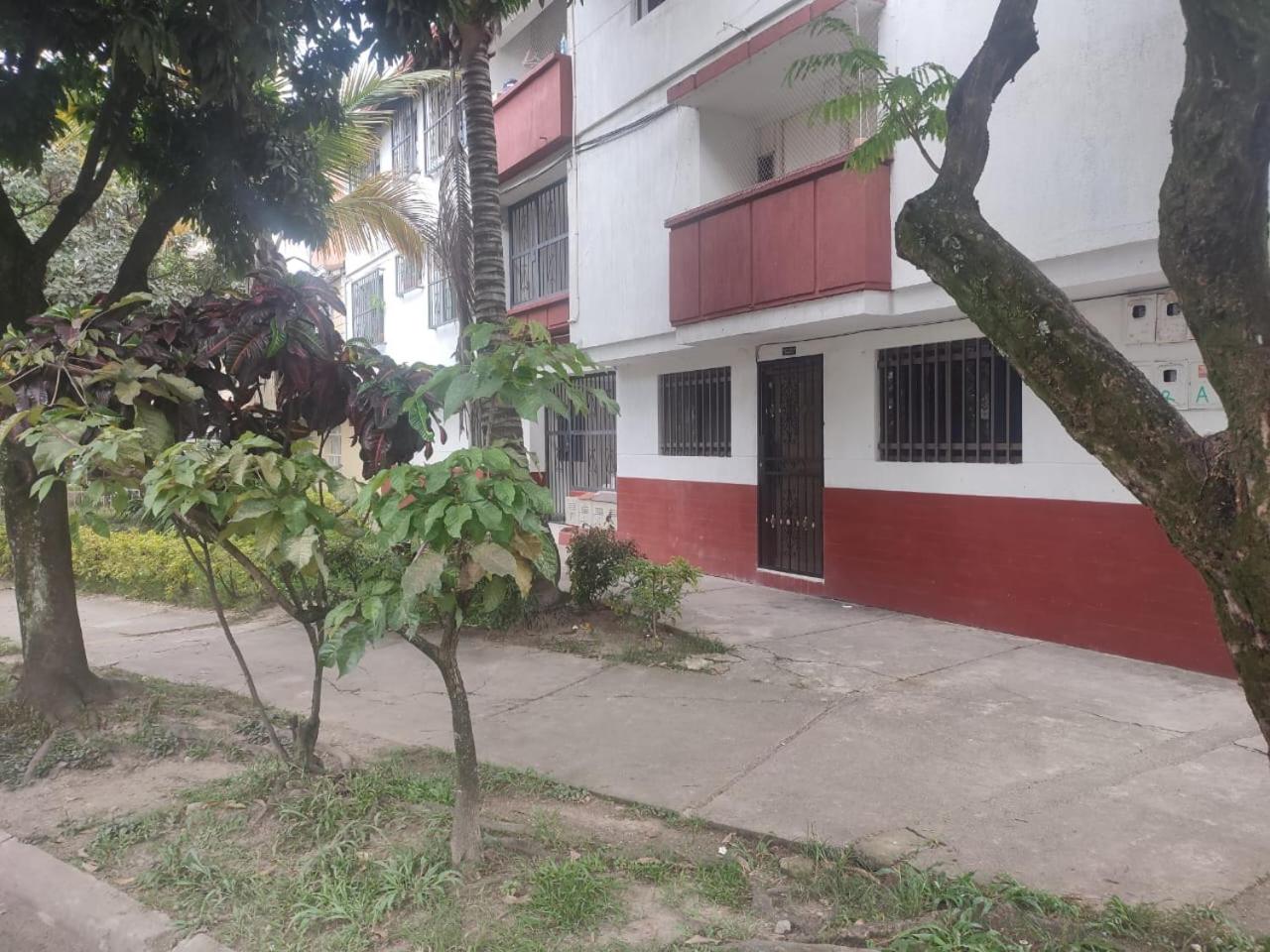 Apartaestudio la 70, estadio