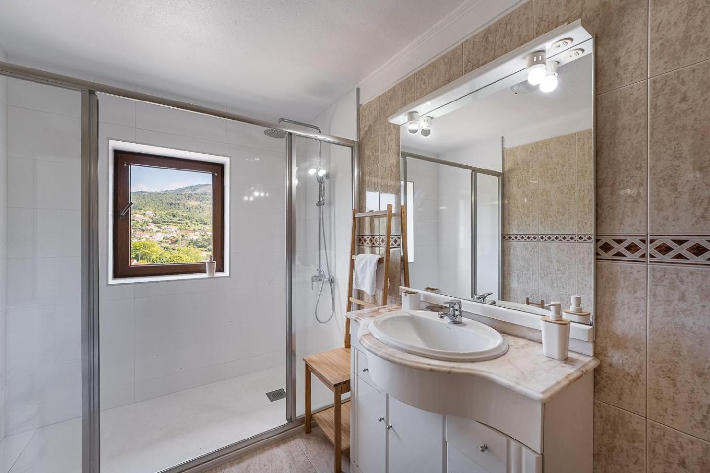 GuestReady - Oasis in Viana do Castelo view 3