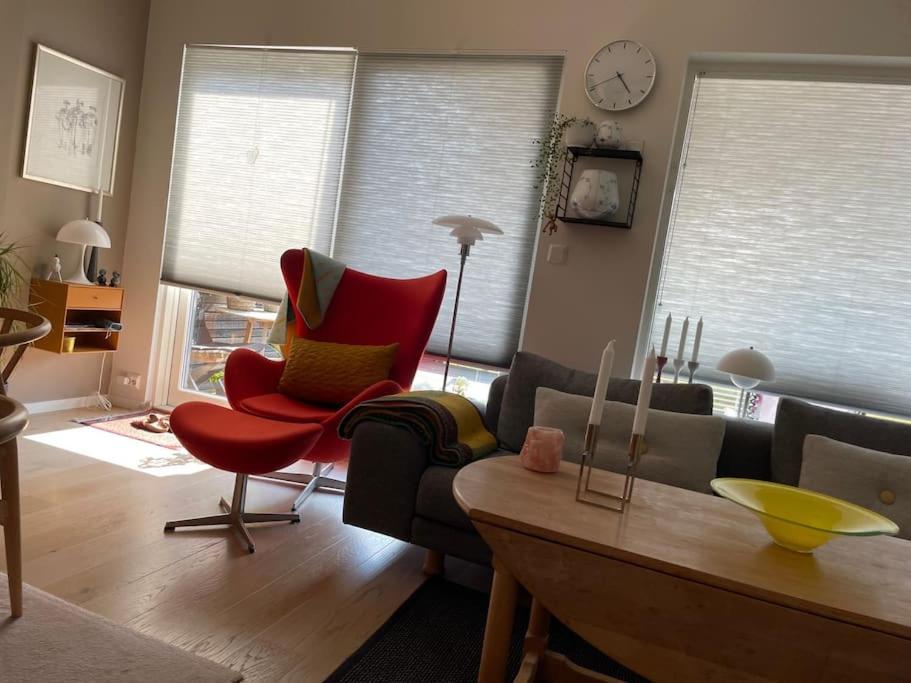 Flott rekkehus, leies ut til ONS