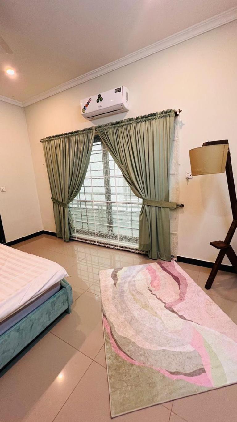 Beautiful 3-Bed Apartment in Islamabad
