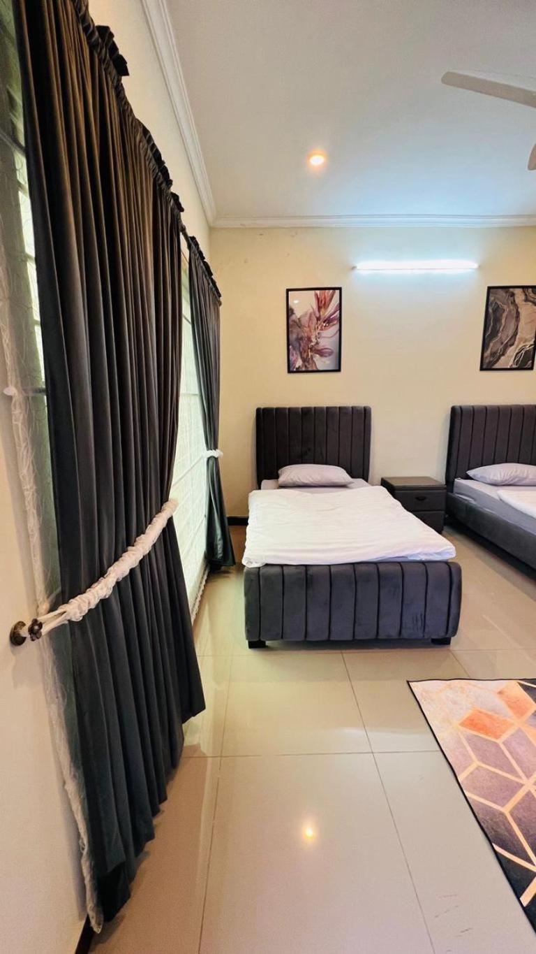 Beautiful 3-Bed Apartment in Islamabad