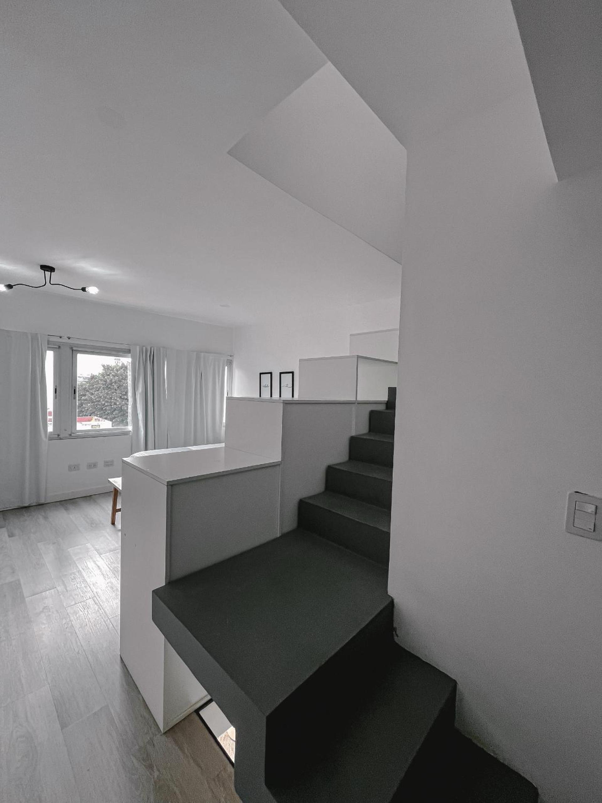 RentUp - San Telmo, moderno PH con terraza privada y parrilla