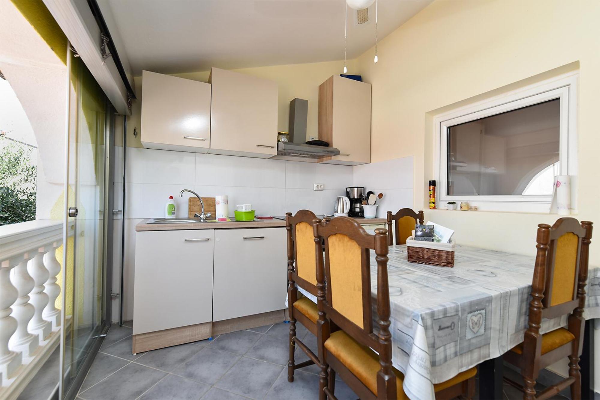 Apartment Dragica 2359 view 2