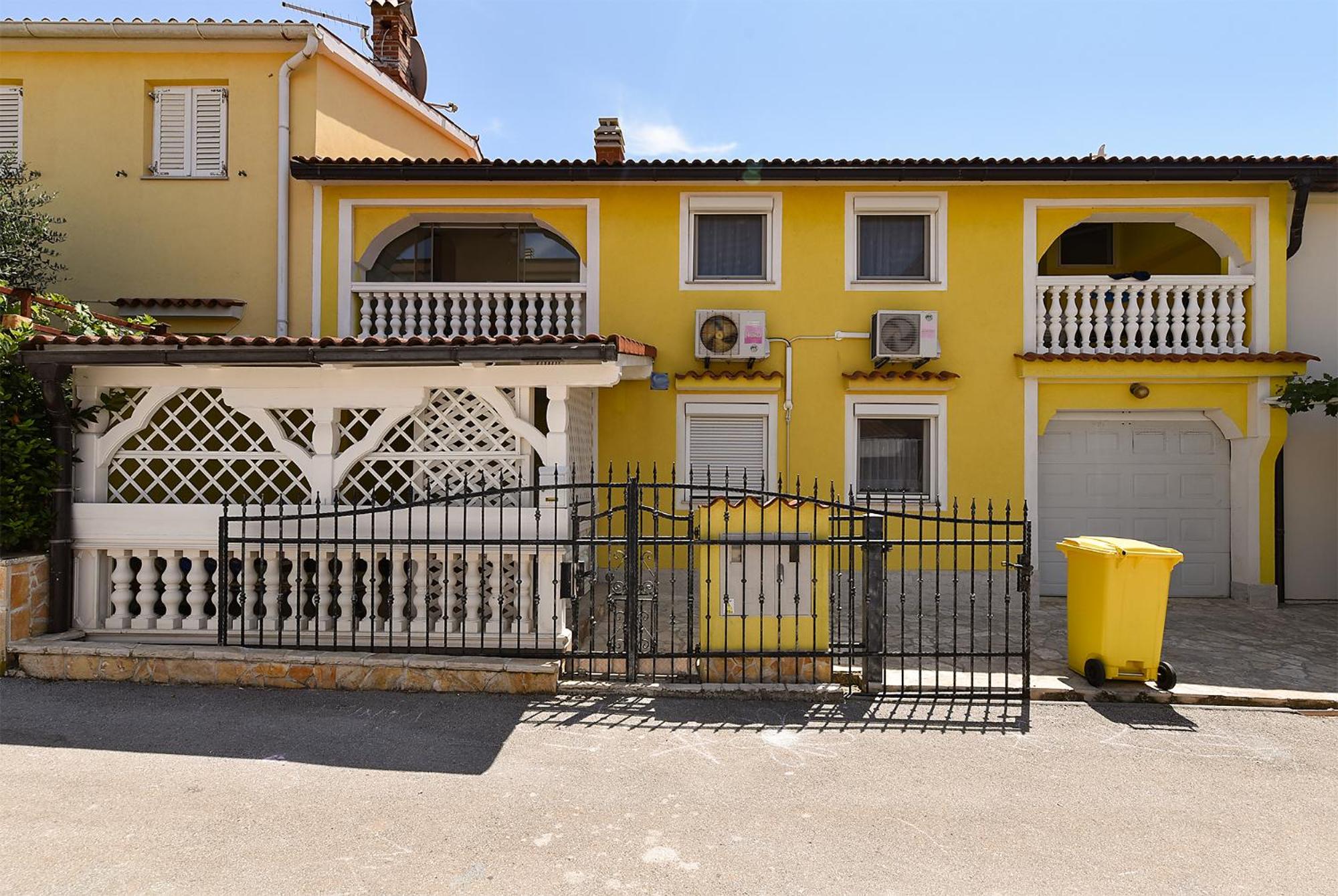 Apartment Dragica 2359 view 4