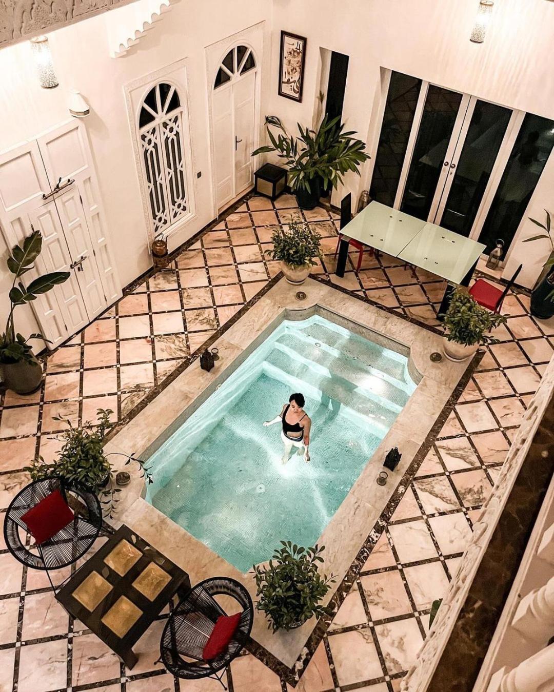 RIAD DREAMS view 3