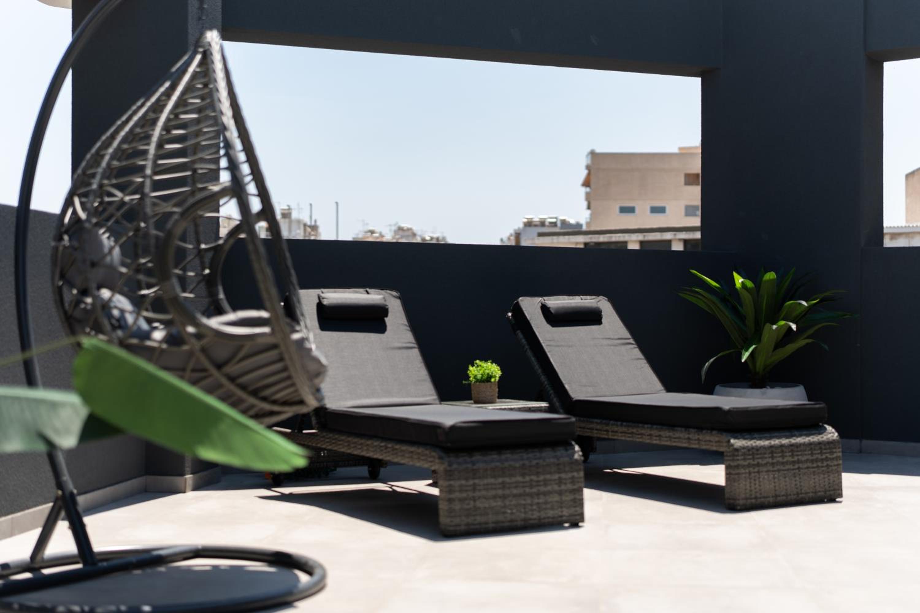 Kosmos Luxury Residences
