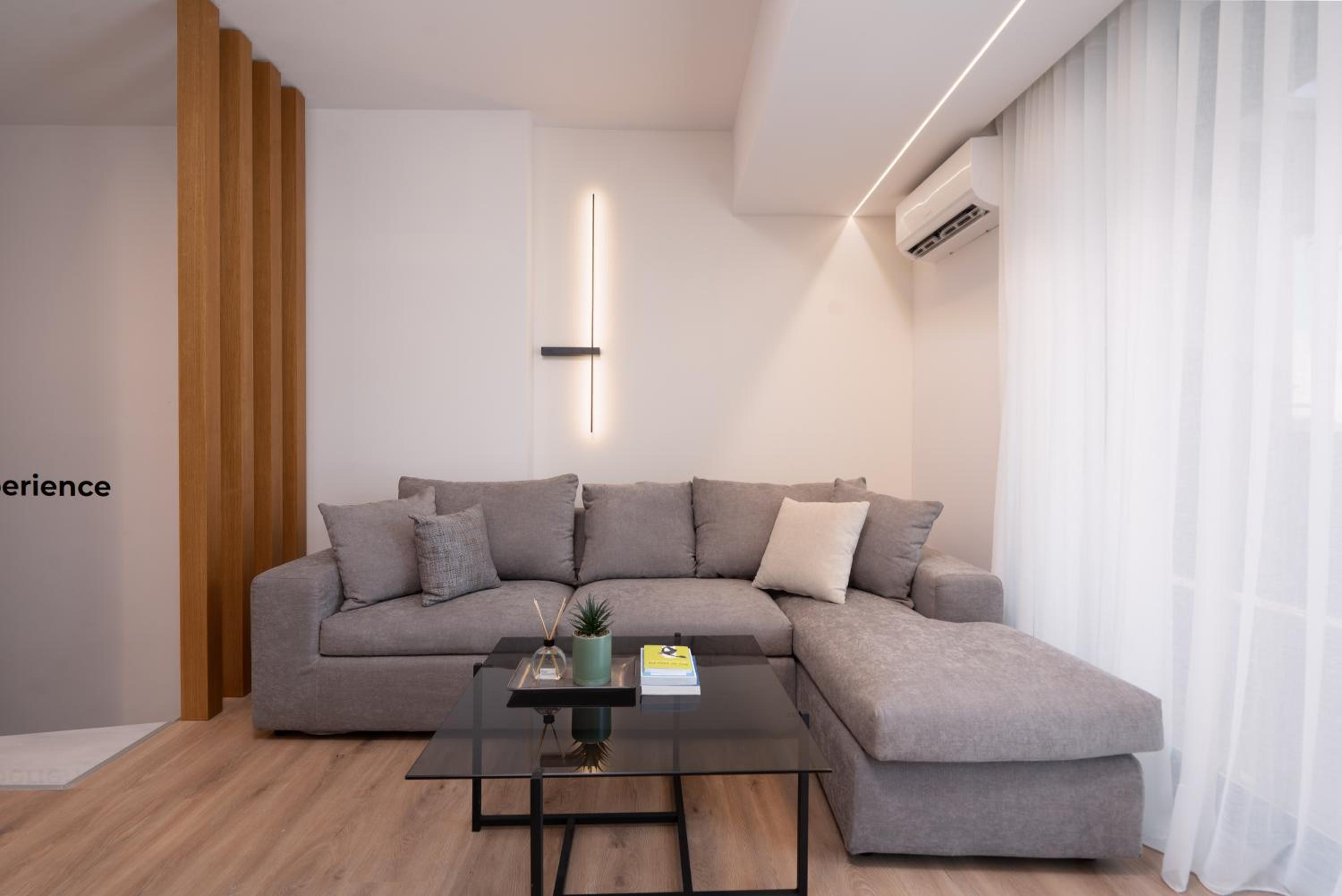 Kosmos Luxury Residences