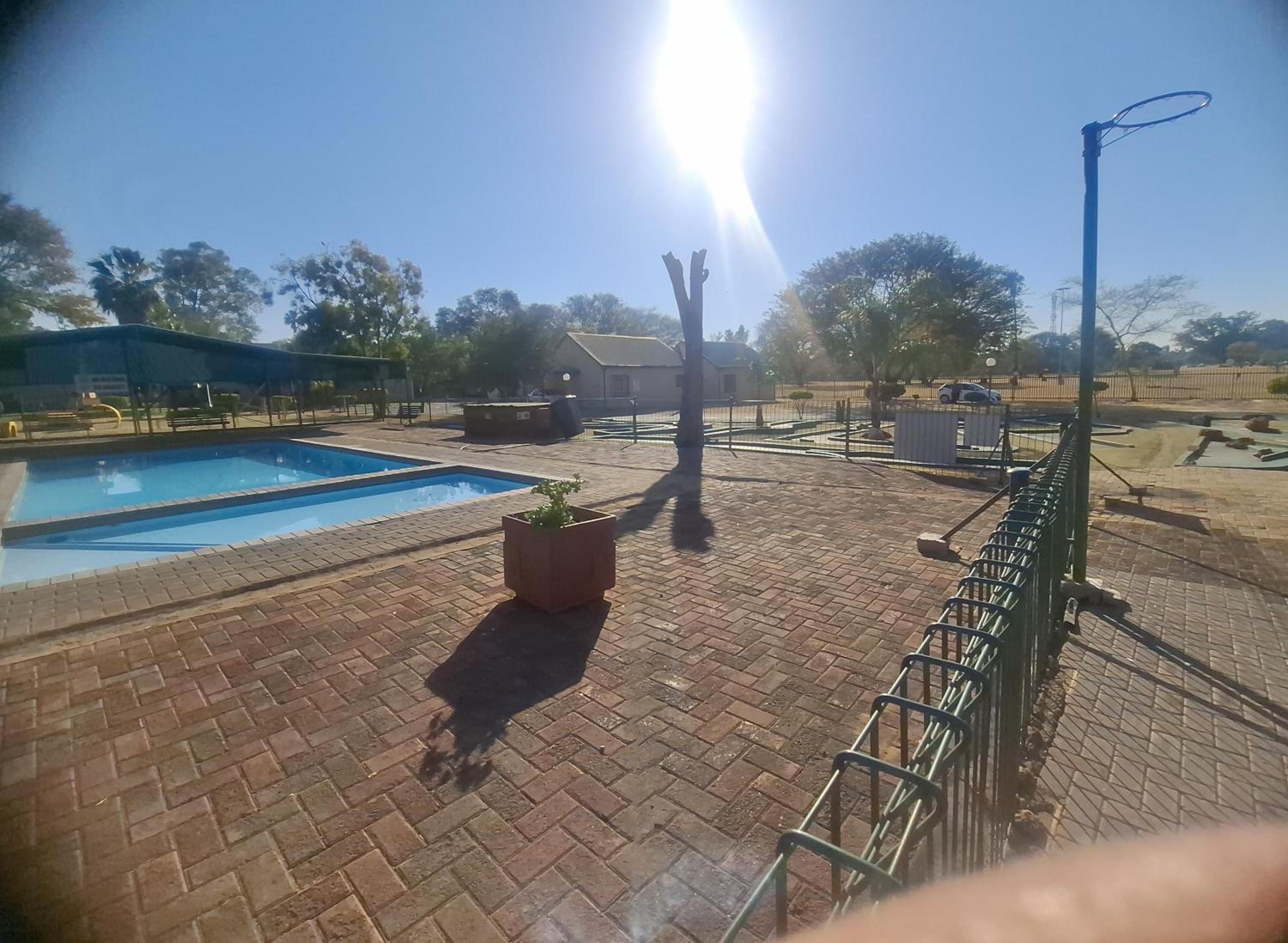 77 Pendleberry Grove view 4