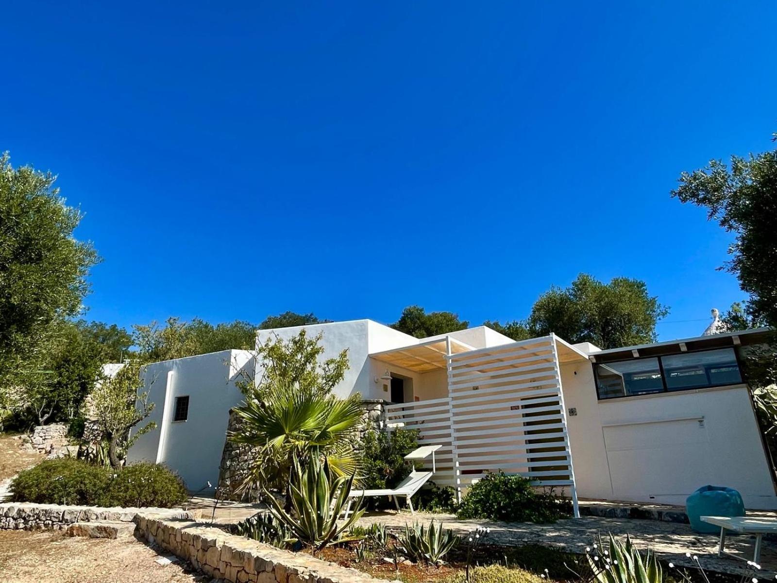 Syconium Trullo and Lamia Gea Charme and History view 5