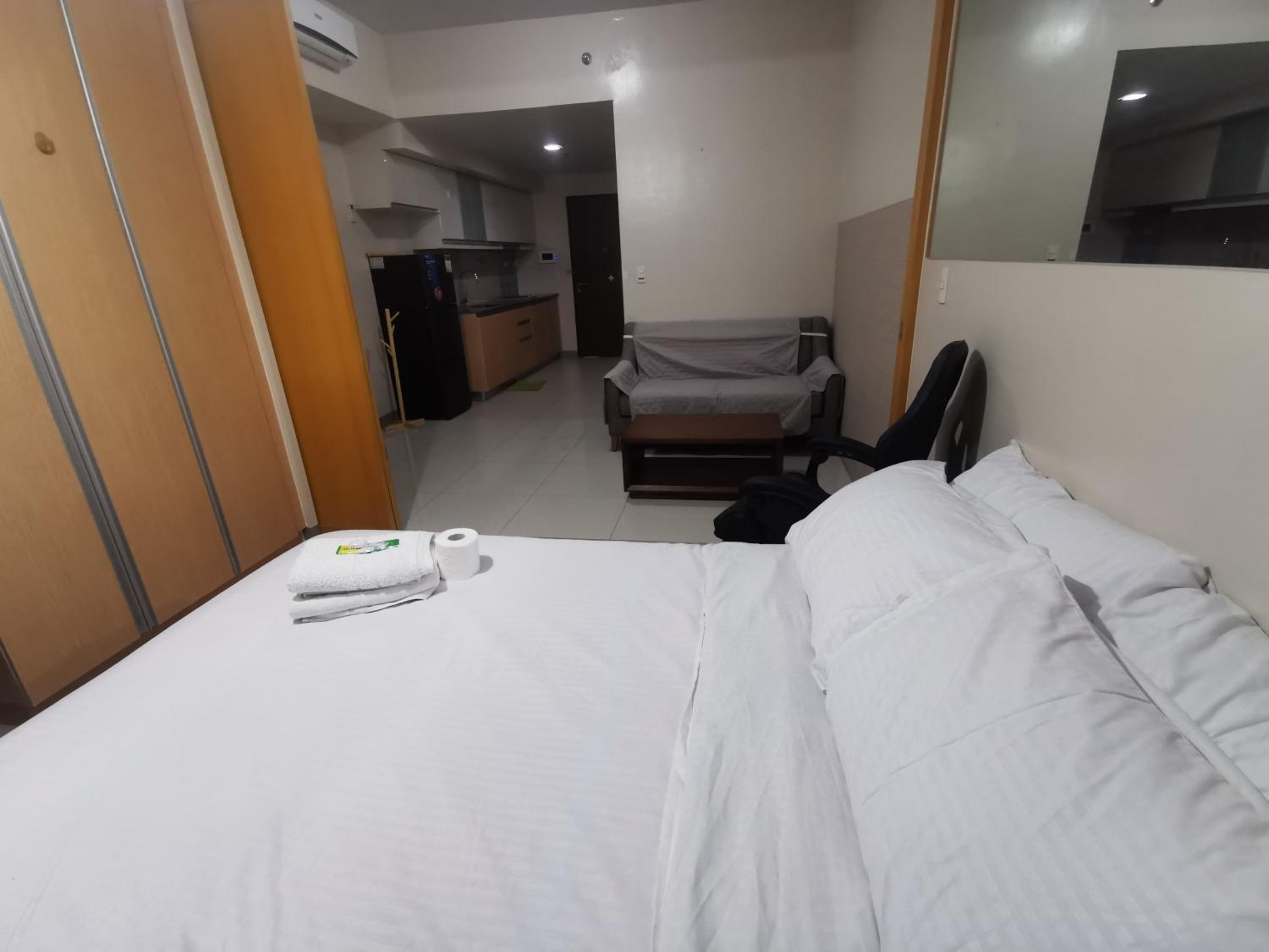 One Uptown Residence BGC One Bedroom