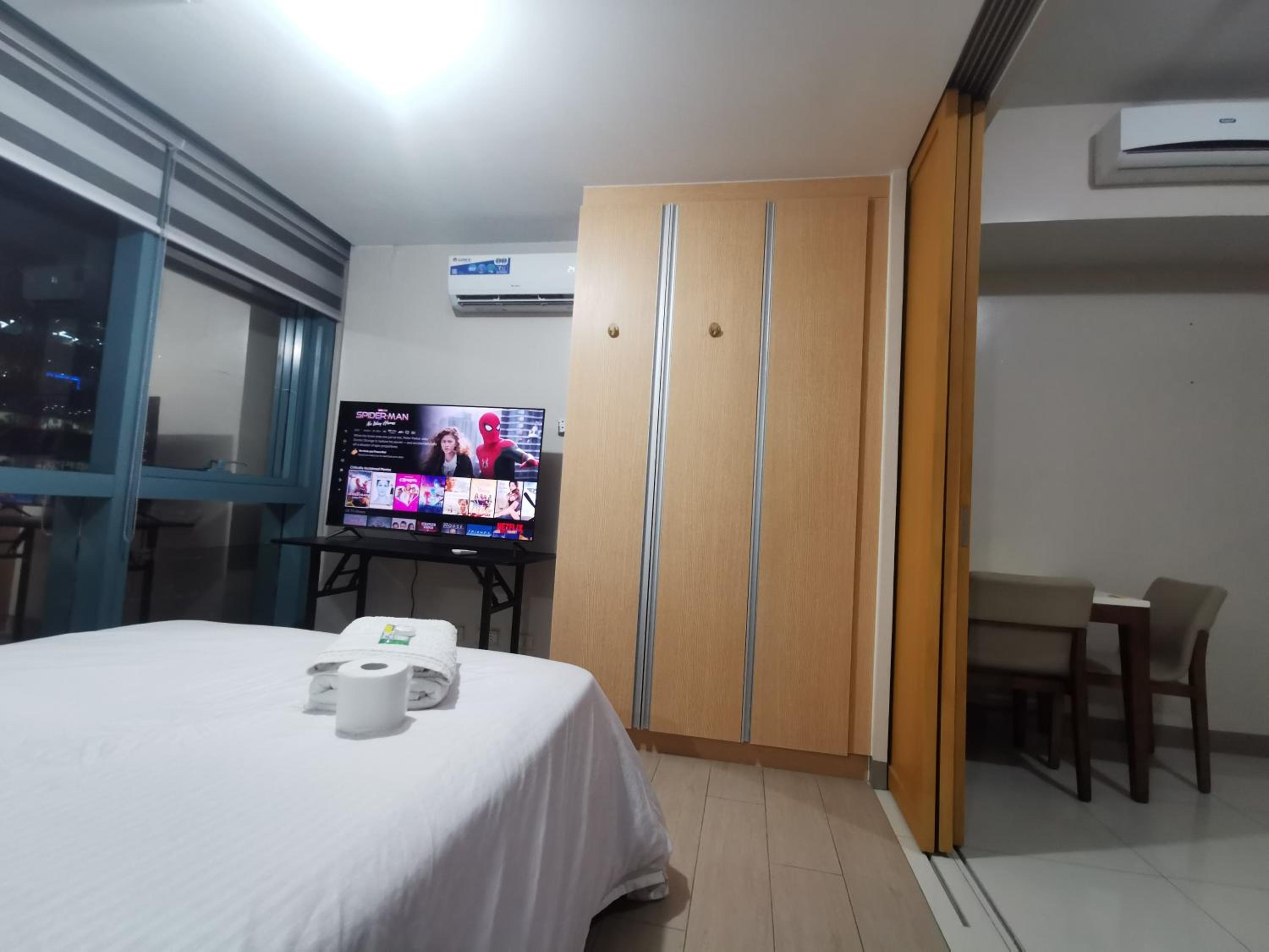 One Uptown Residence BGC One Bedroom