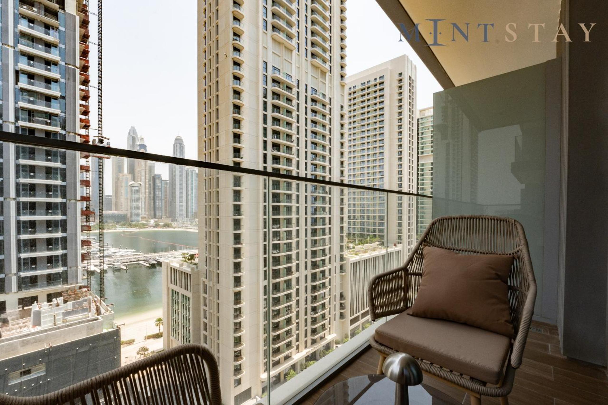 Beach Isle 2, Emaar Beachfront - Mint Stay