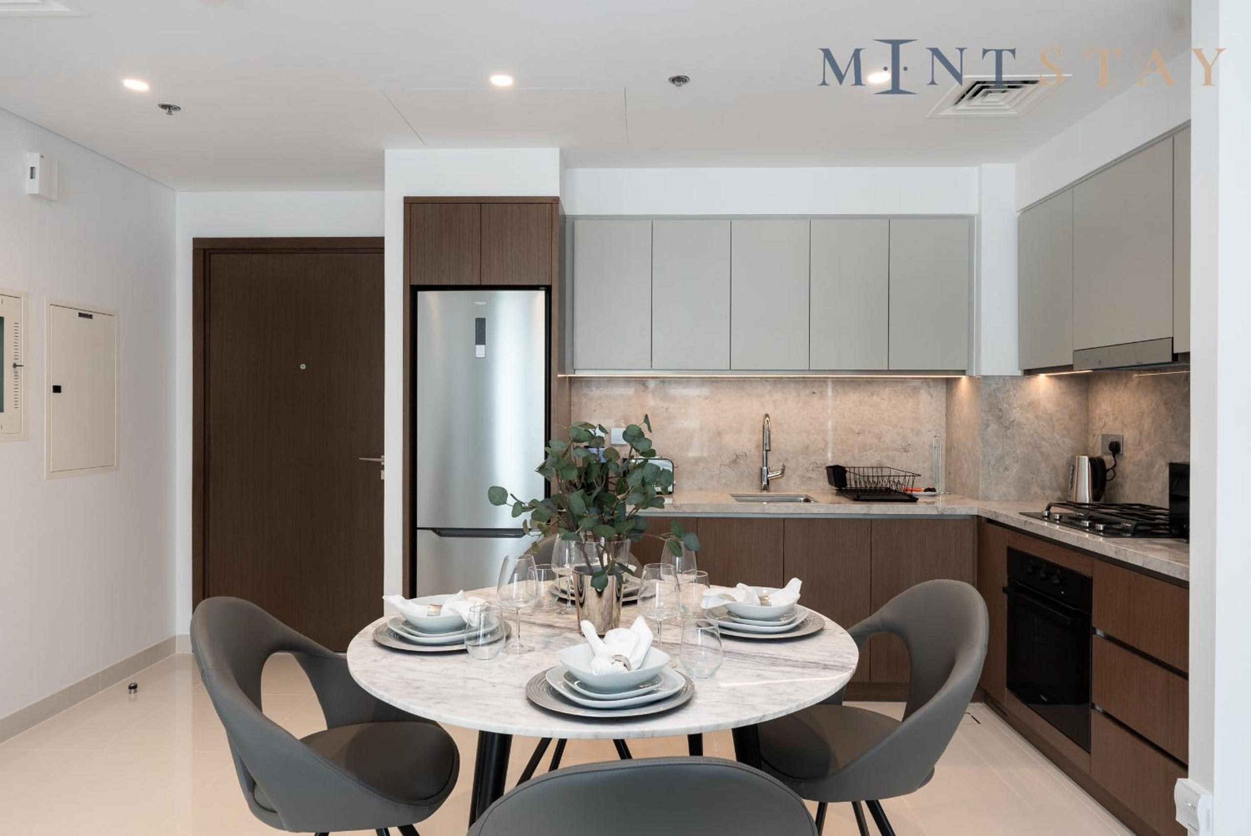 Beach Isle 2, Emaar Beachfront - Mint Stay