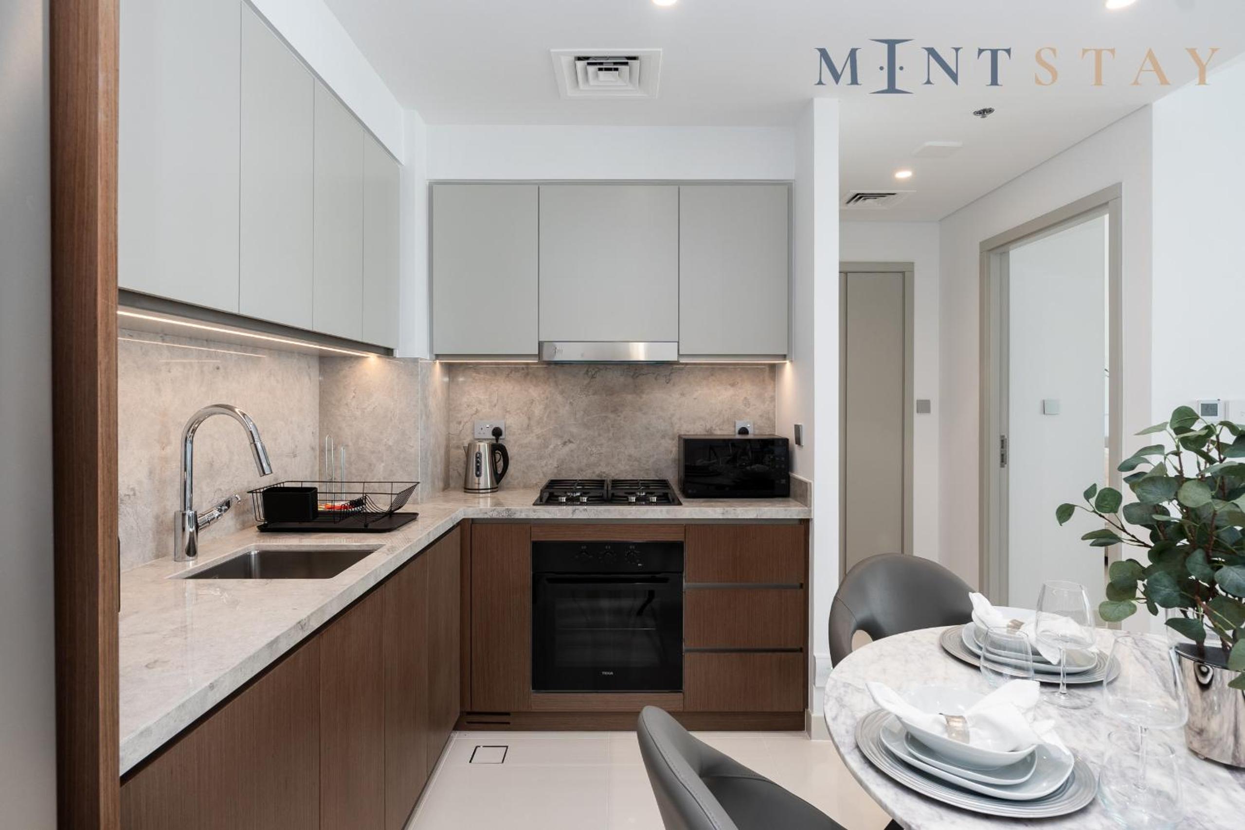 Beach Isle 2, Emaar Beachfront - Mint Stay