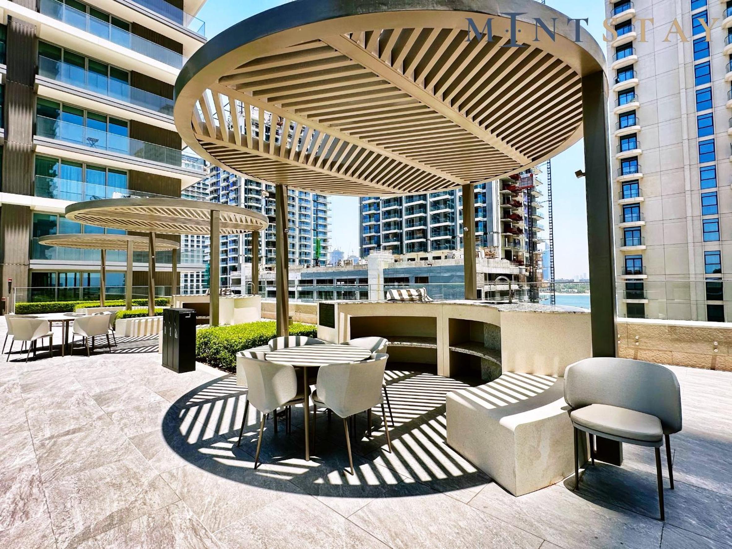 Beach Isle 2, Emaar Beachfront - Mint Stay