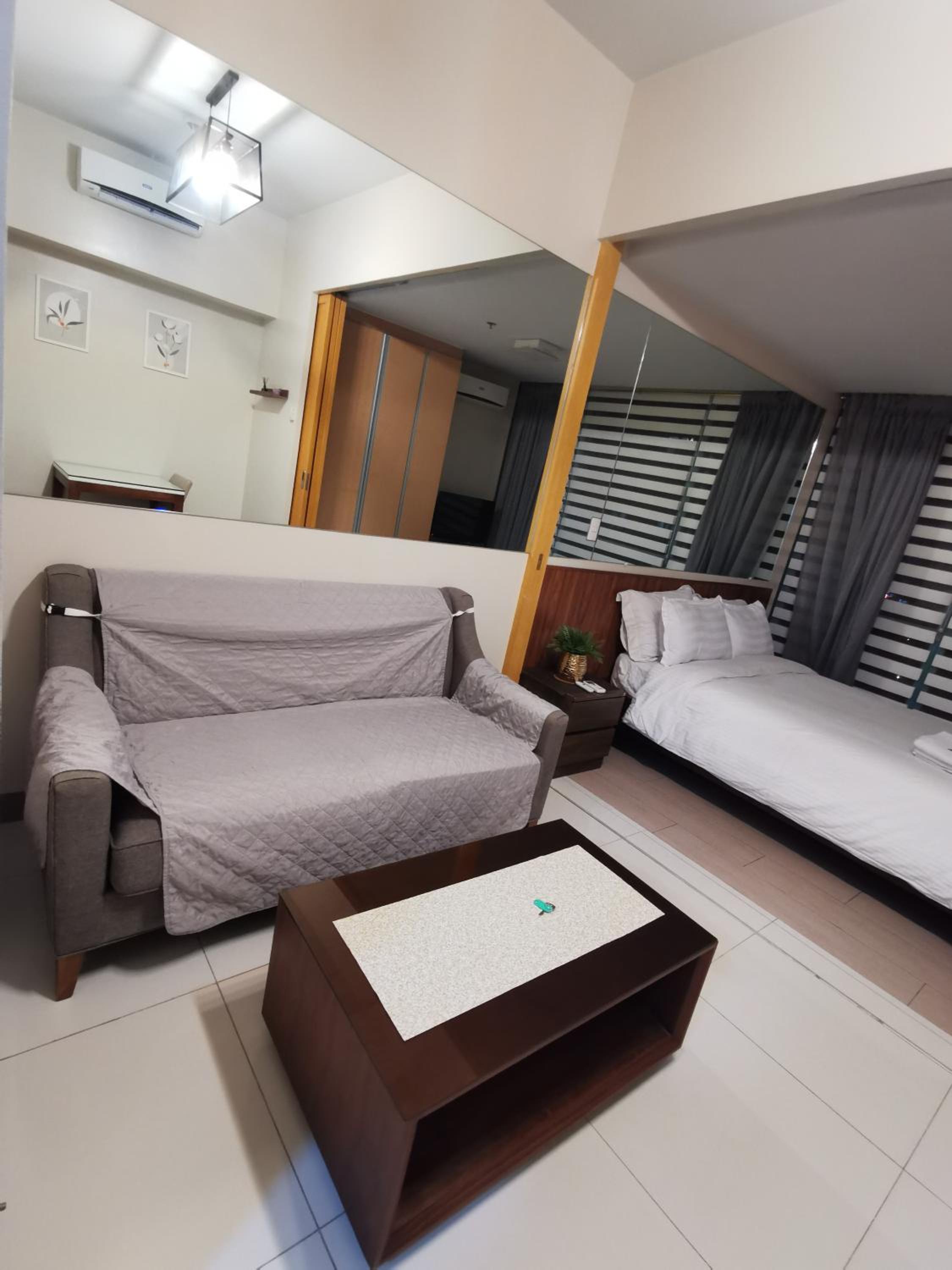 One Uptown Residence BGC One Bedroom