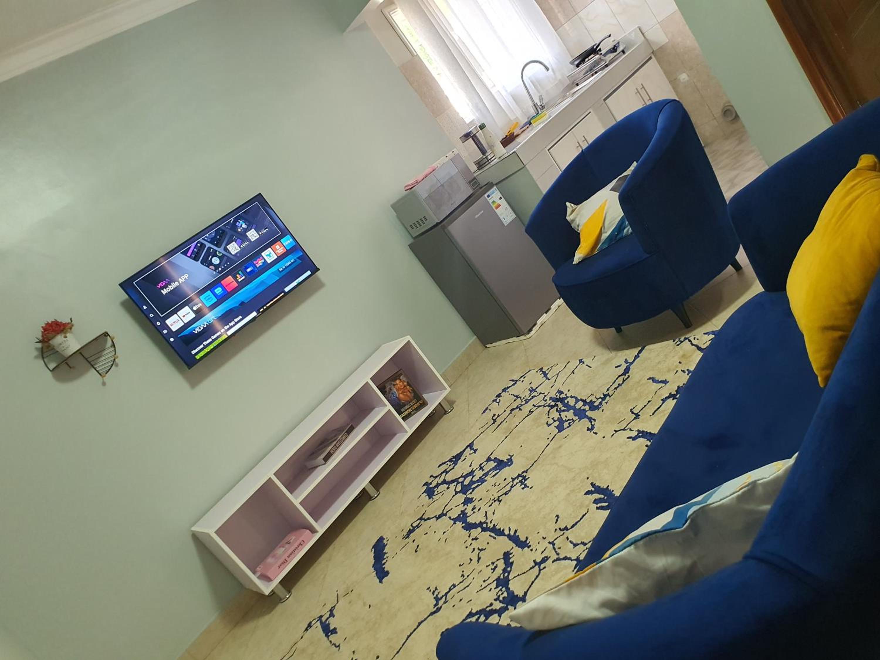Mo's luxurious accommodation view 3