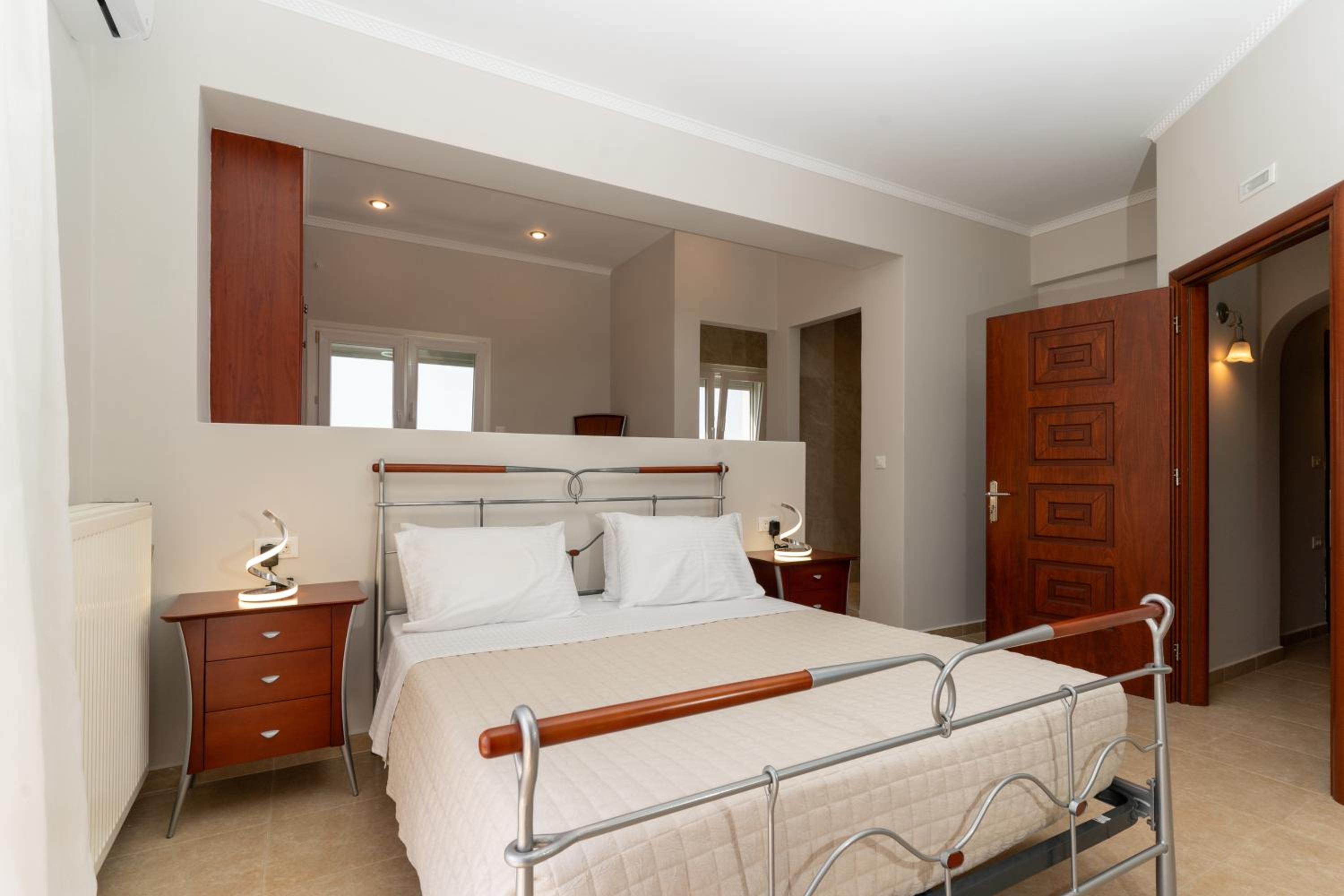Kate Kontini Luxury Villa