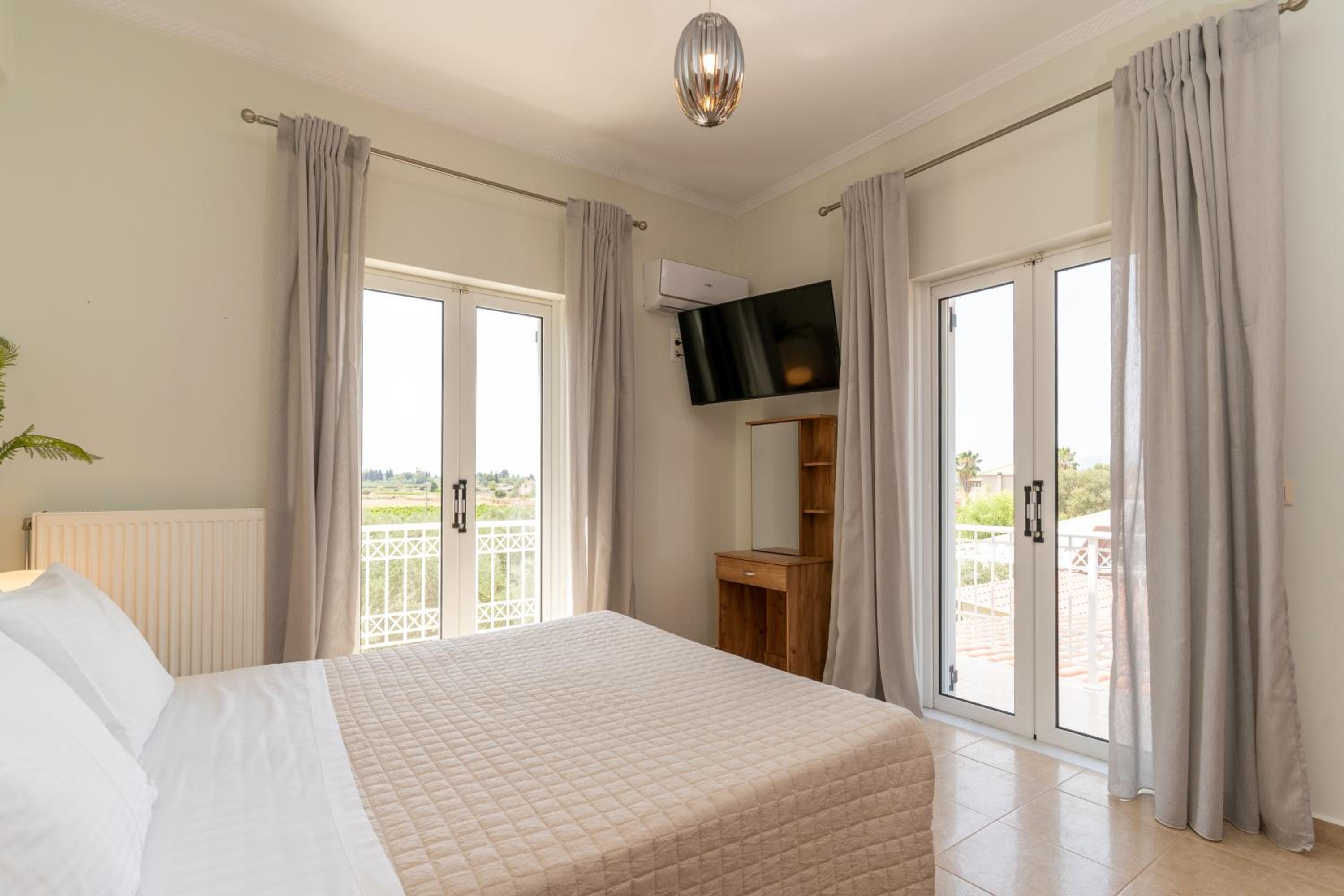 Kate Kontini Luxury Villa