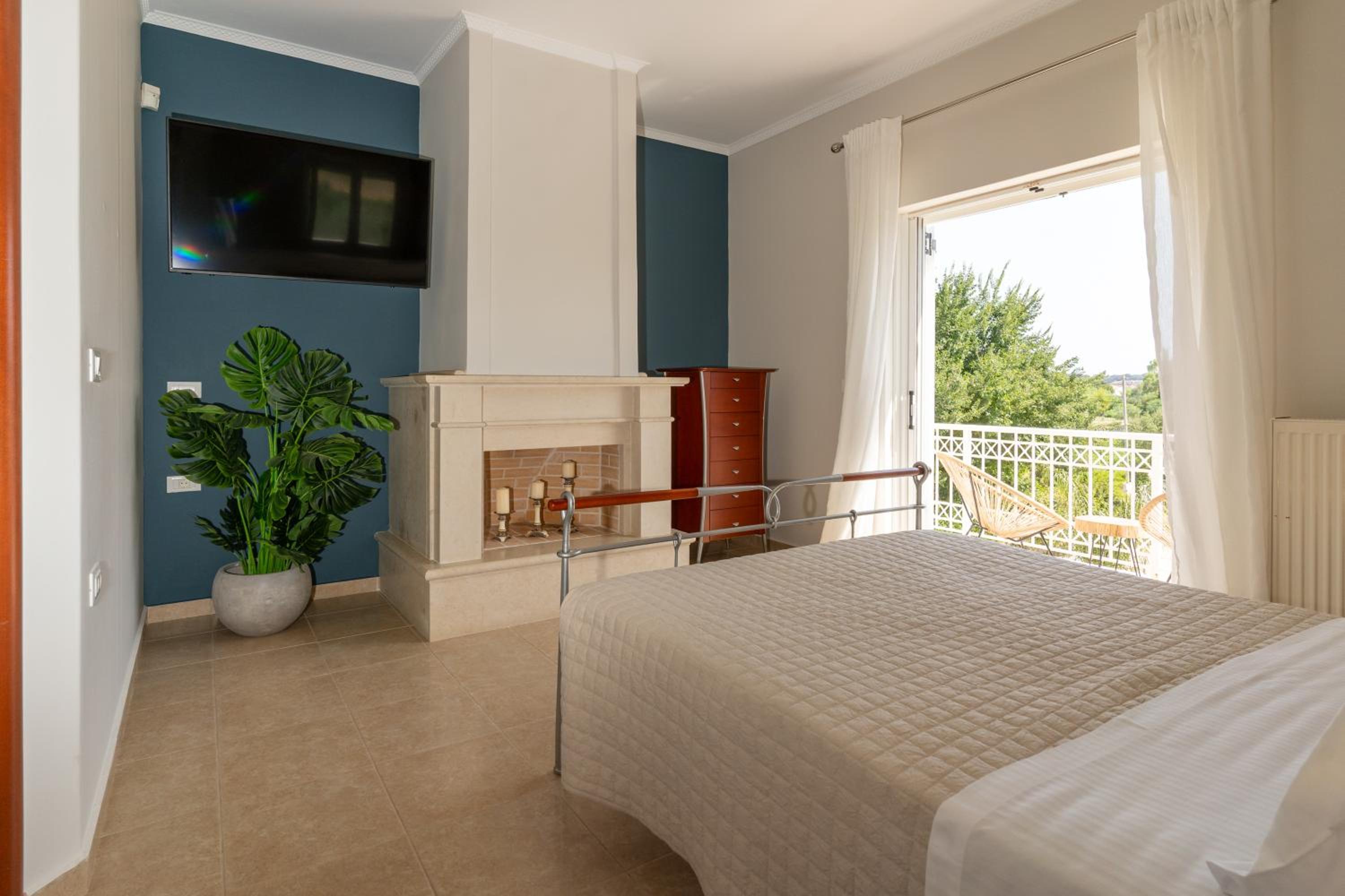 Kate Kontini Luxury Villa