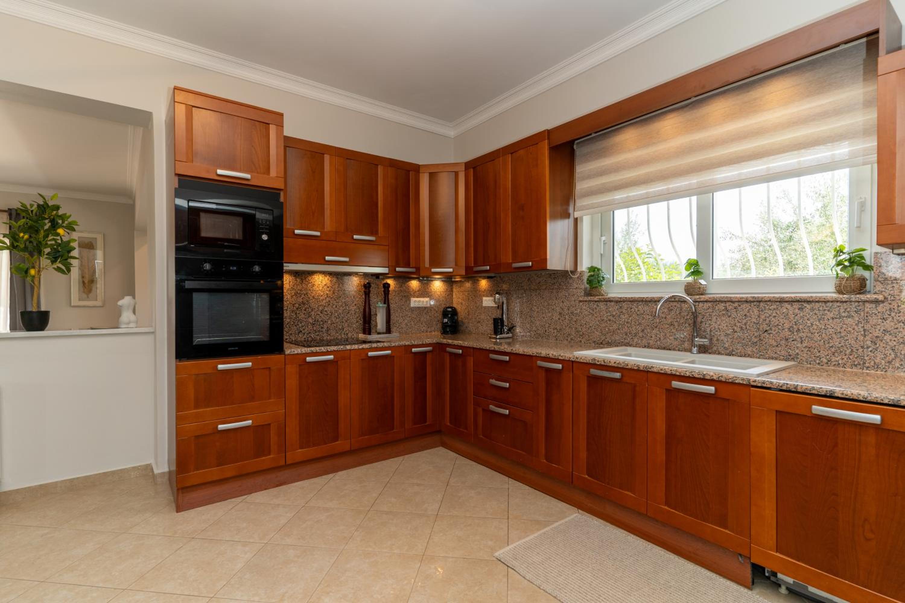 Kate Kontini Luxury Villa