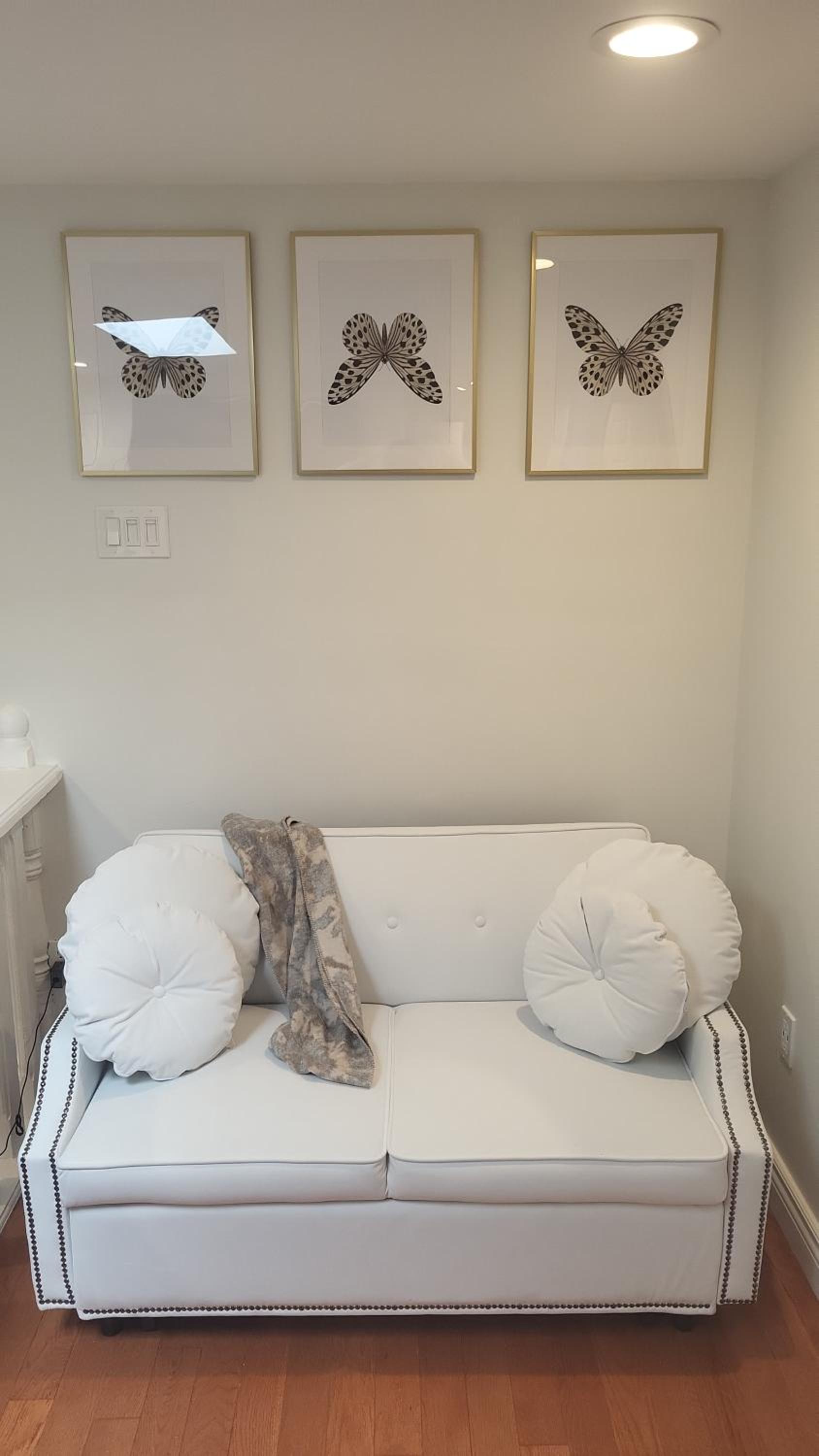 Downtown Toronto House Central 2BED 2BATH Subway Free Parking