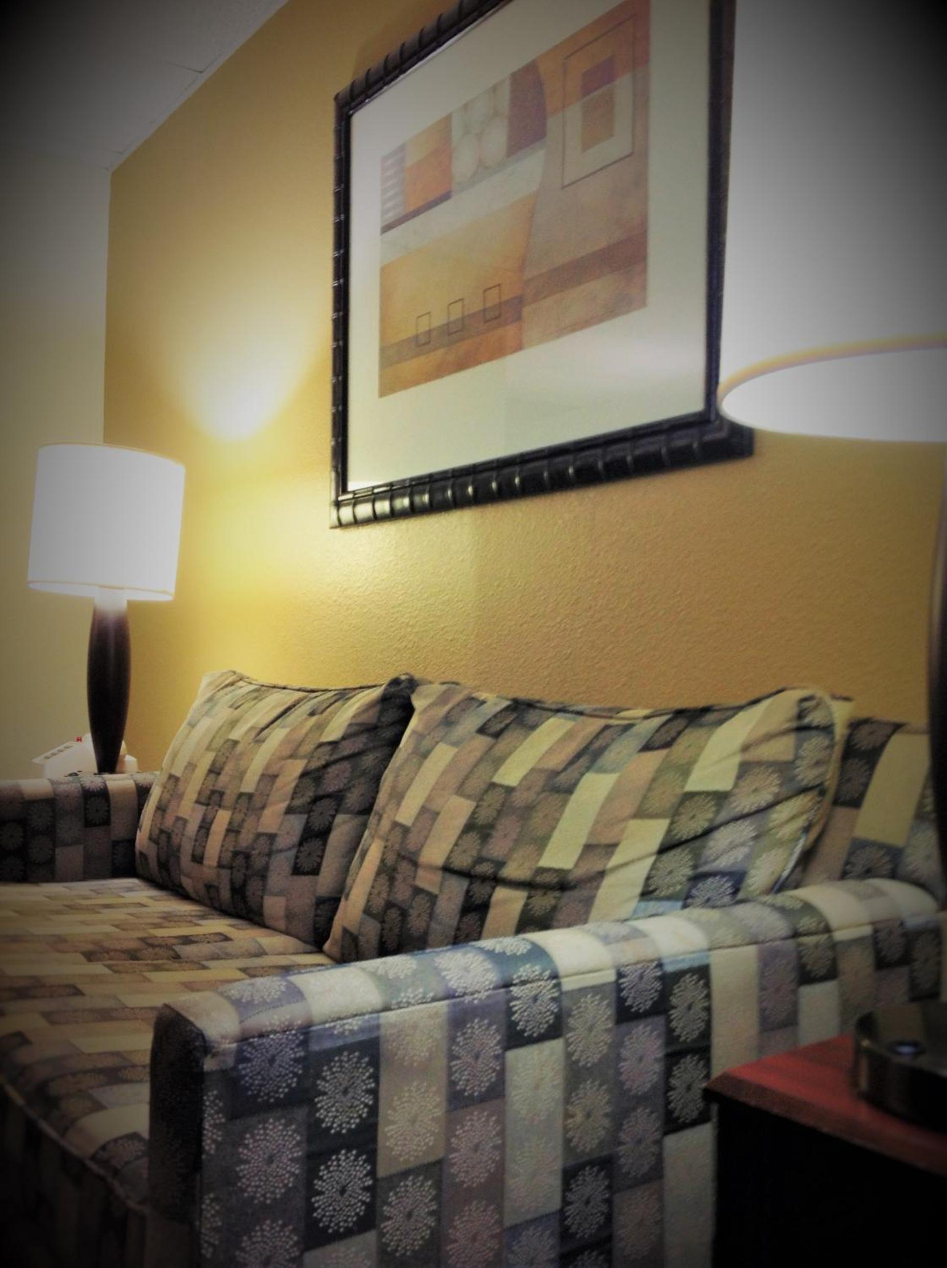 Longview Vacations - Knights Inn Longview - Property Image 13