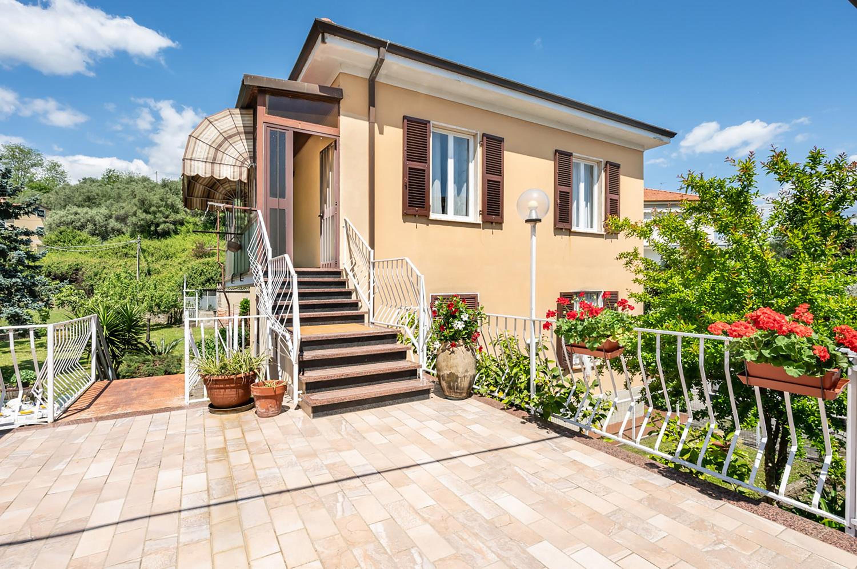 Maison Rovis Garden Villa