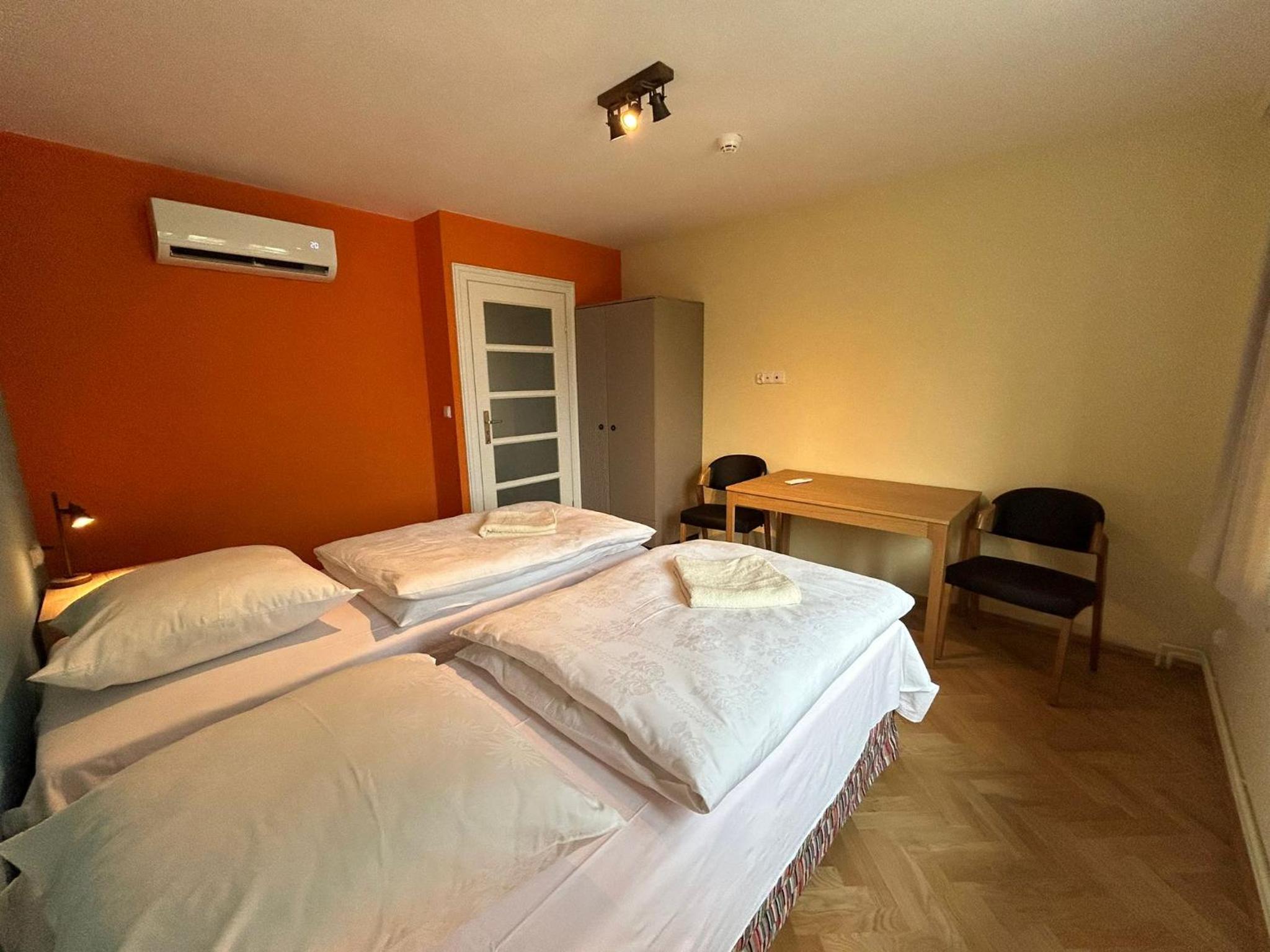 Cybulskiego Guest Rooms