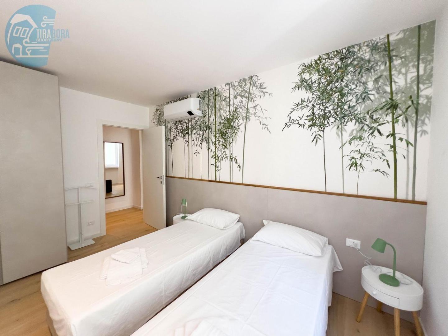 Blue Life Tirabora Short Rent photo 4