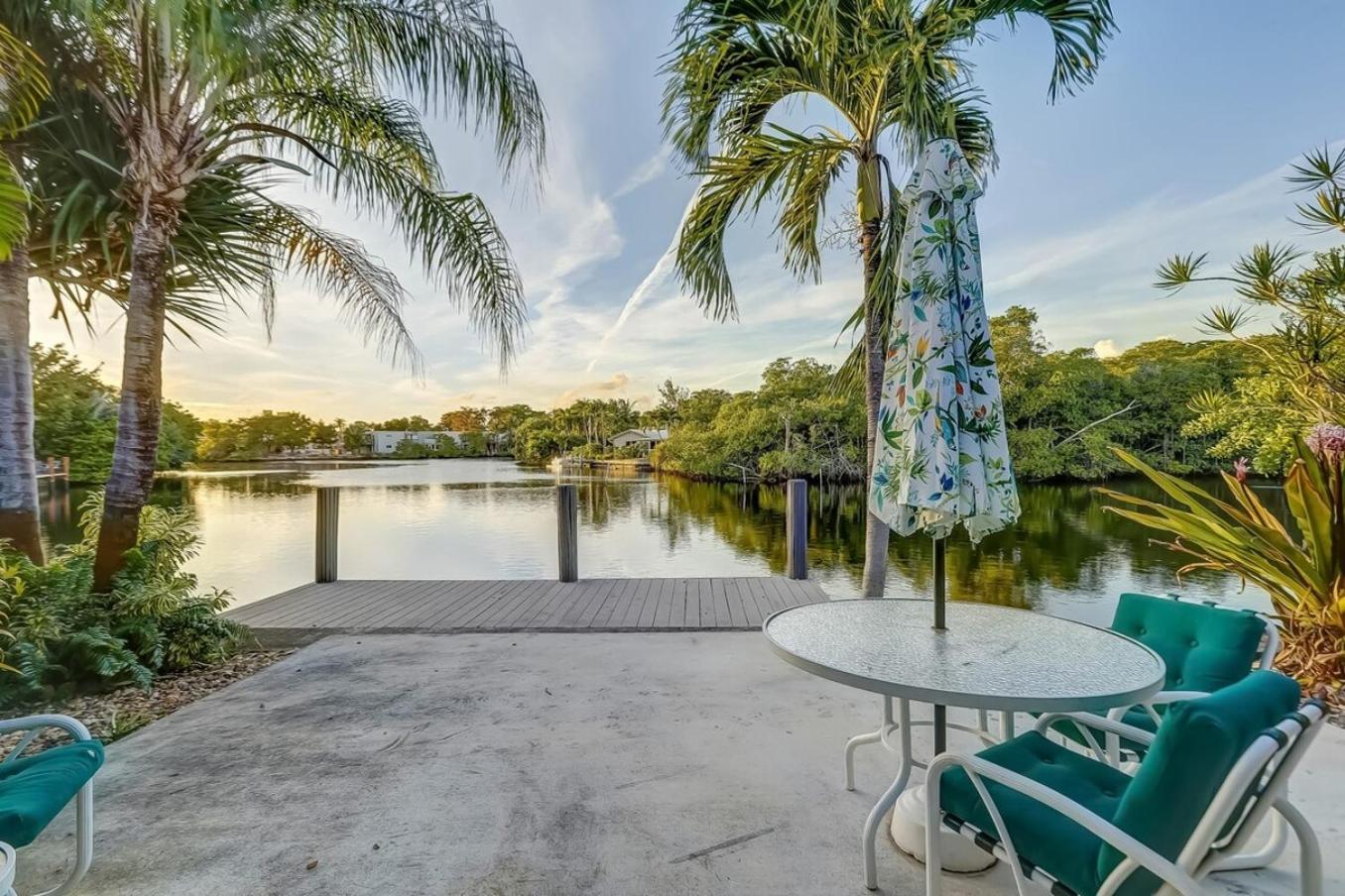 Waterfront Apartment Private Patio Pool